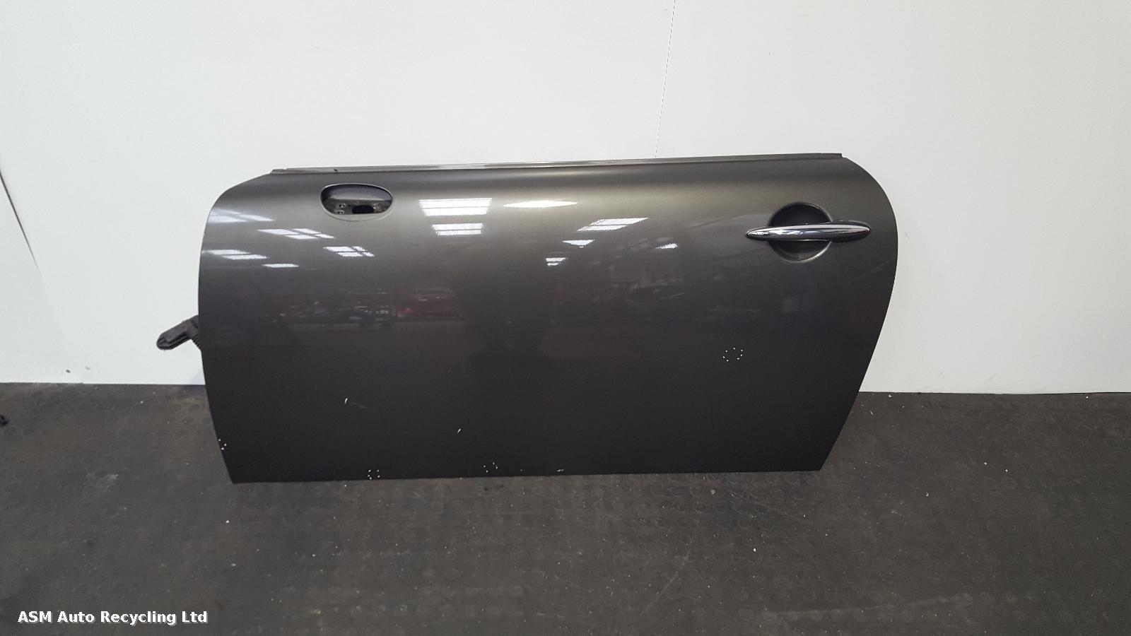 View Auto part L Front Door Mini (bmw) Mini 2005