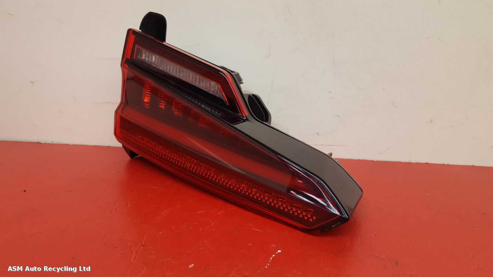 View Auto part R Taillight Audi A4 2017