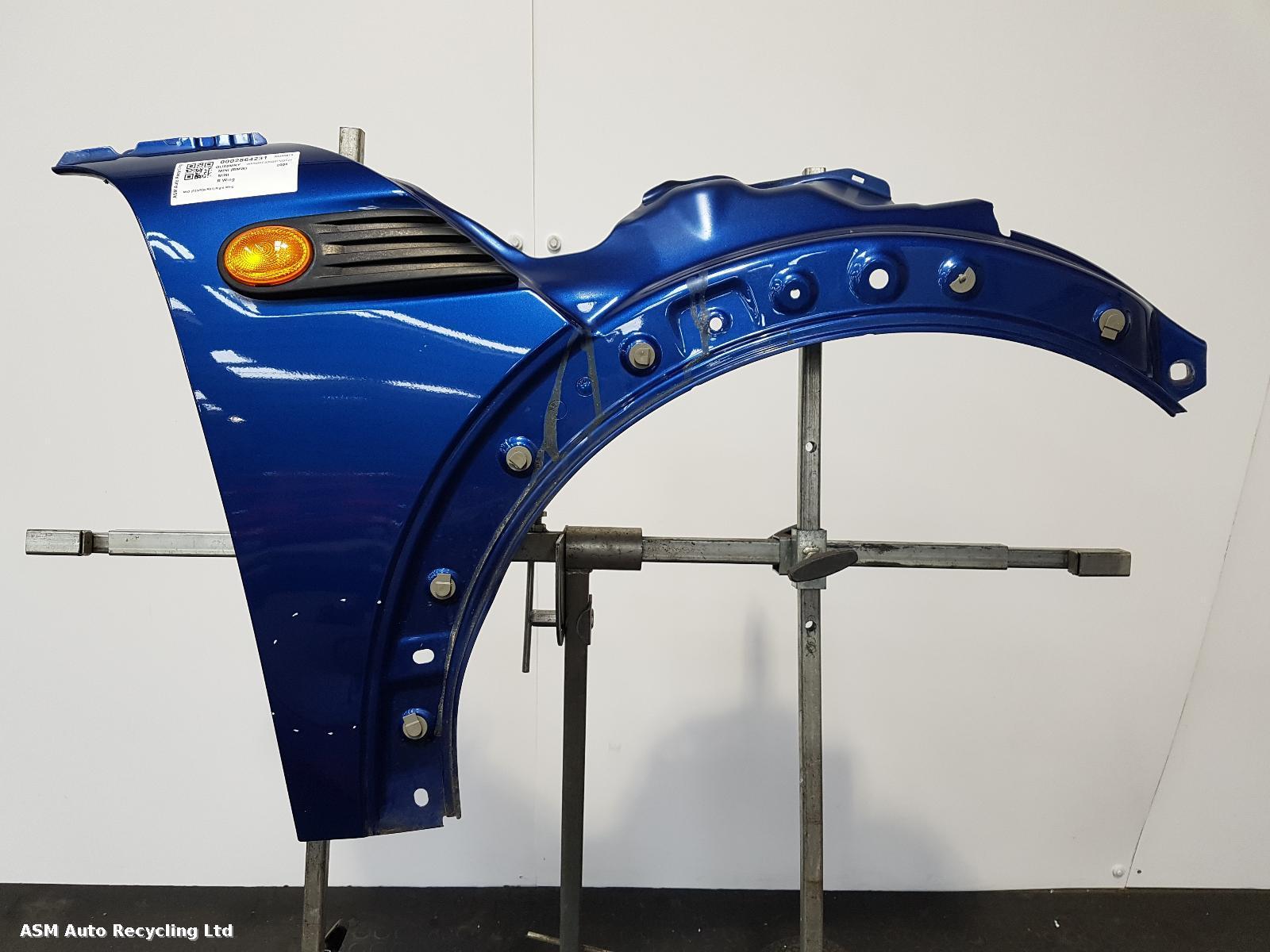 View Auto part R Wing Mini (bmw) Mini 2008