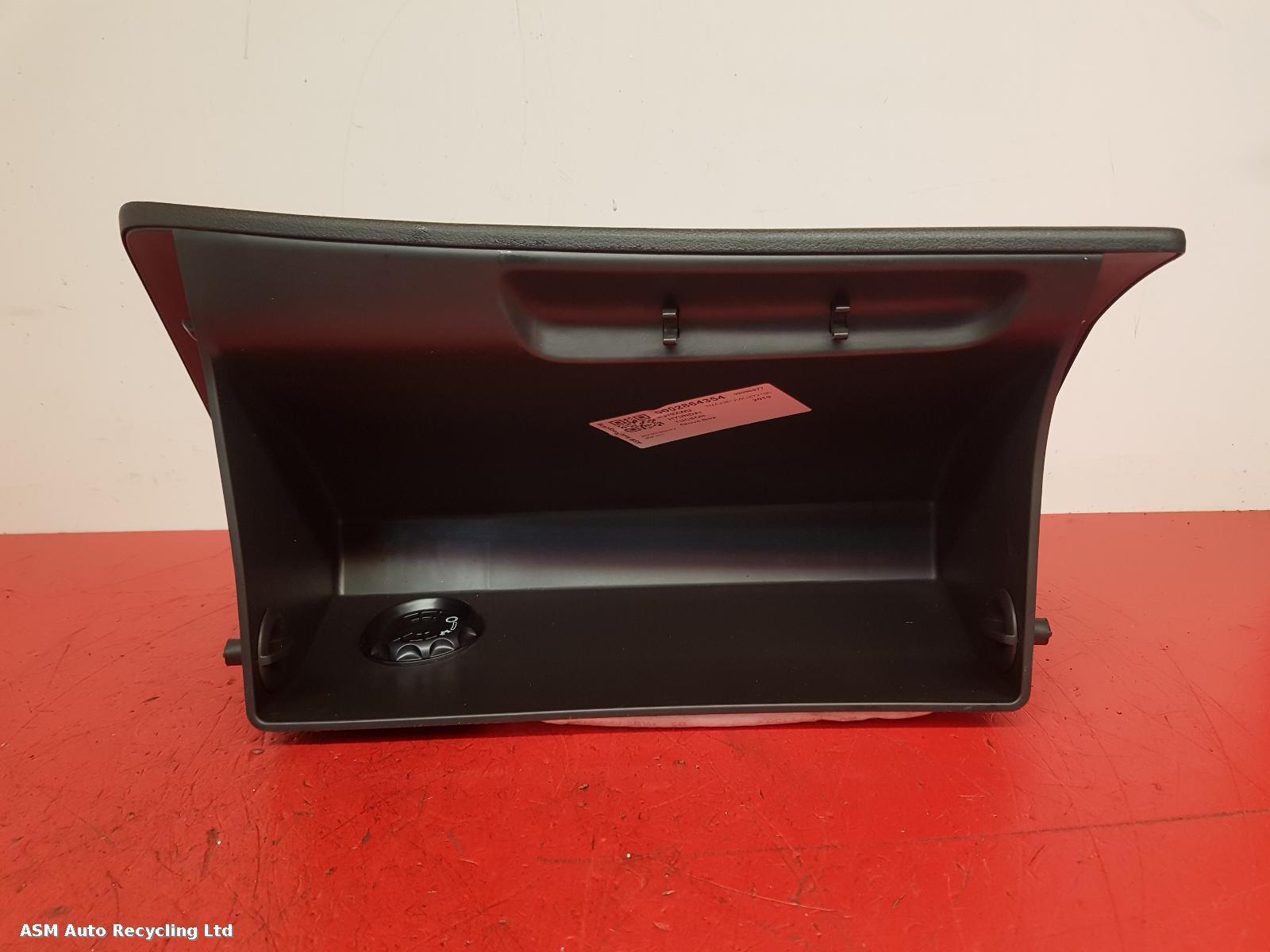 View Auto part Glove Box Hyundai Tucson 2019