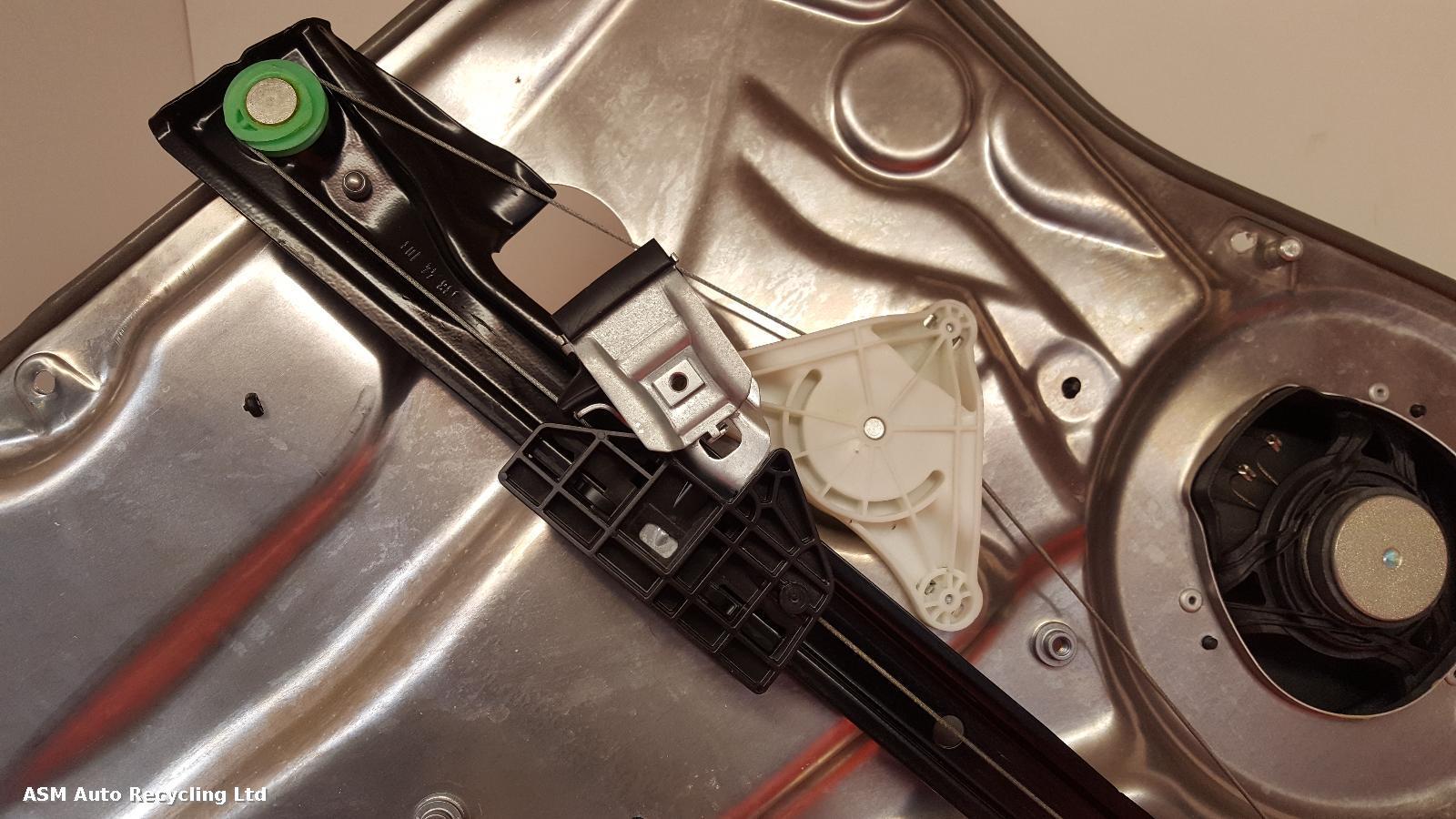 View Auto part RR Window Regulator Mercedes E Class 2014