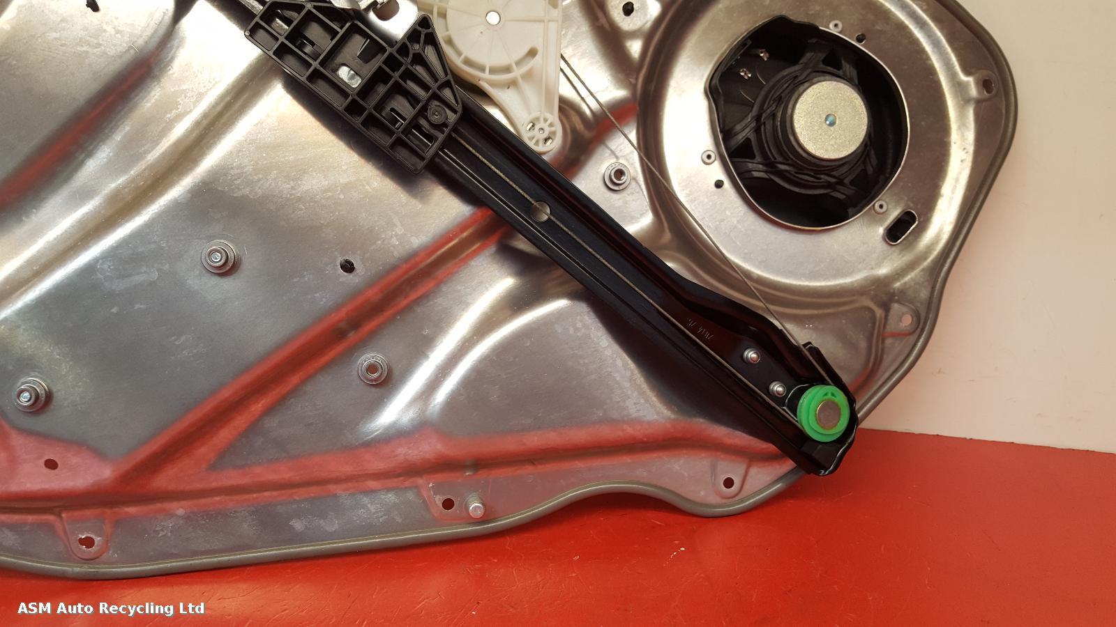 View Auto part RR Window Regulator Mercedes E Class 2014