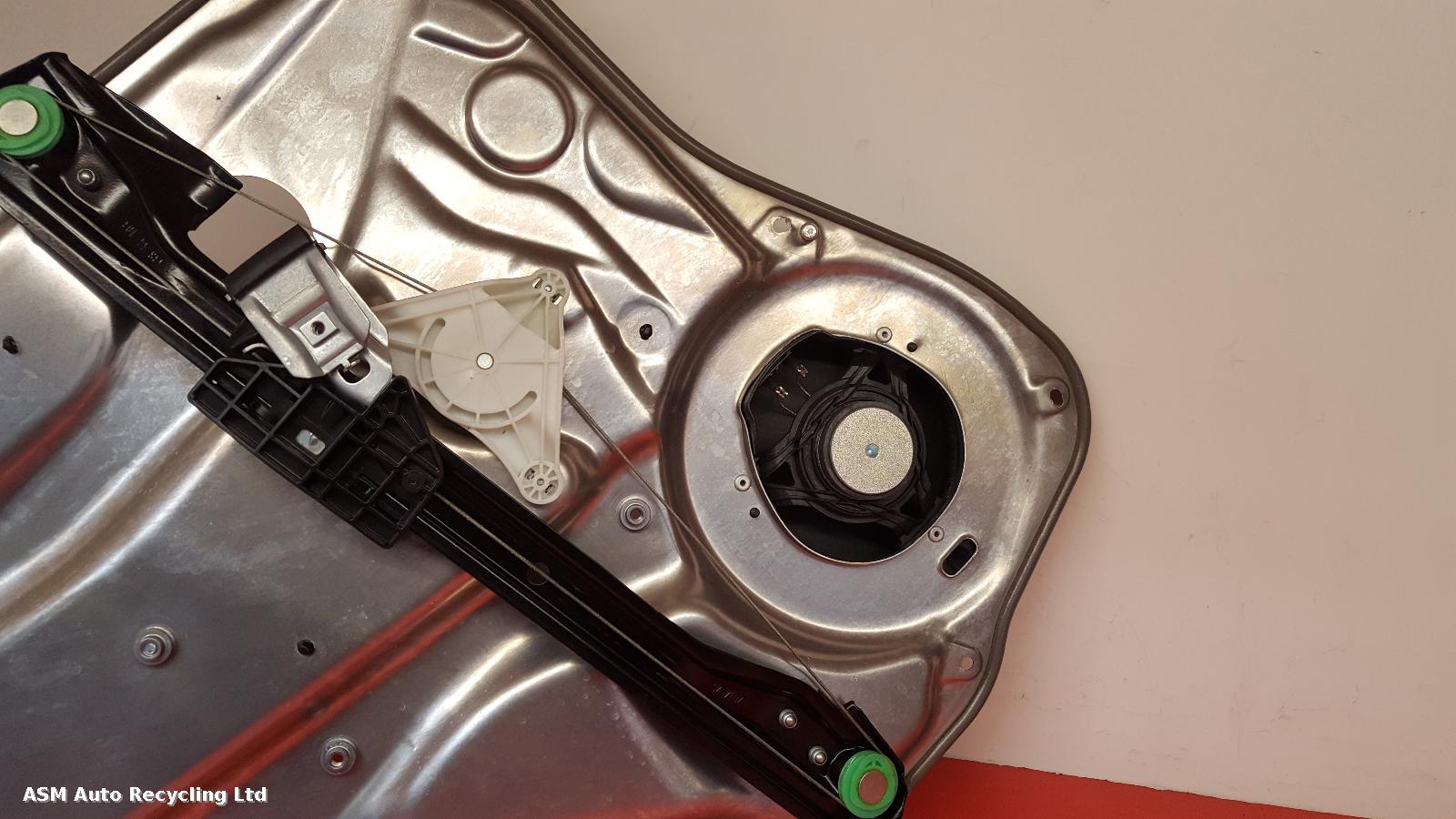 View Auto part RR Window Regulator Mercedes E Class 2014