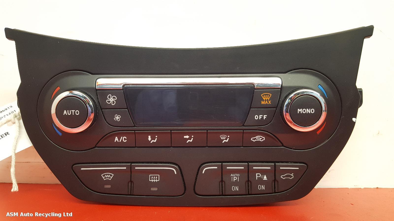 View Auto part Heater/AC Controller Ford Focus C Max 2011