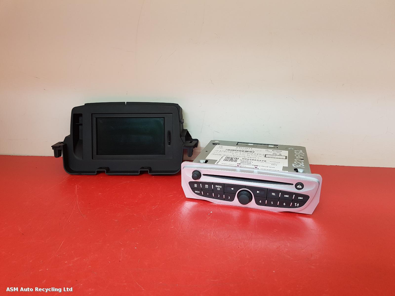 View Auto part A/V Equipment Renault Megane 2011