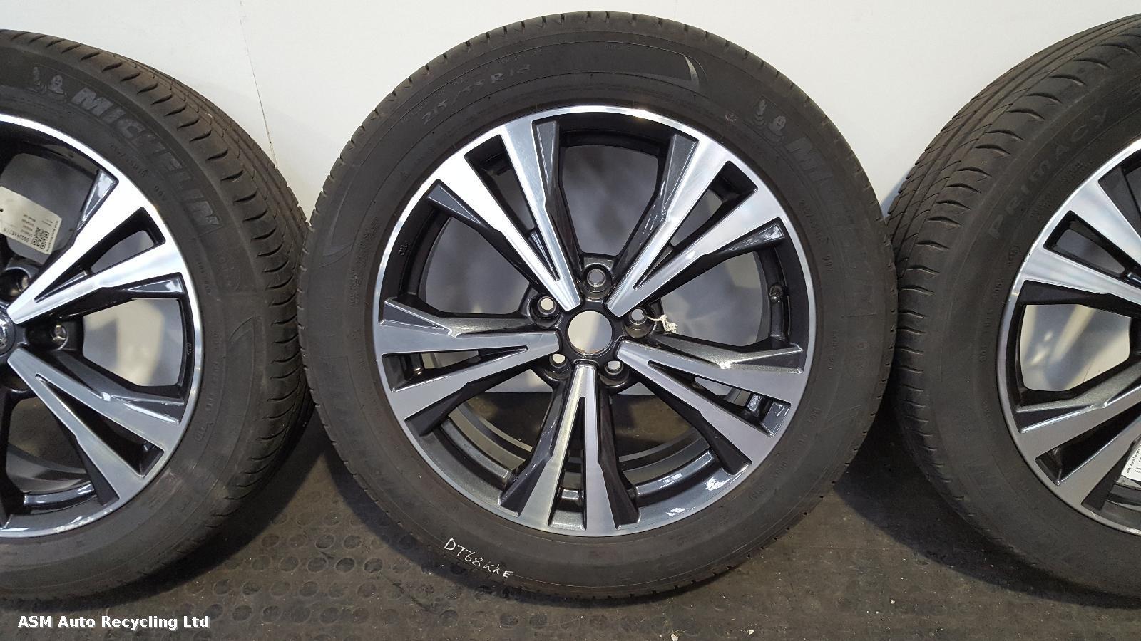 View Auto part Wheel Set Nissan Qashqai 2019