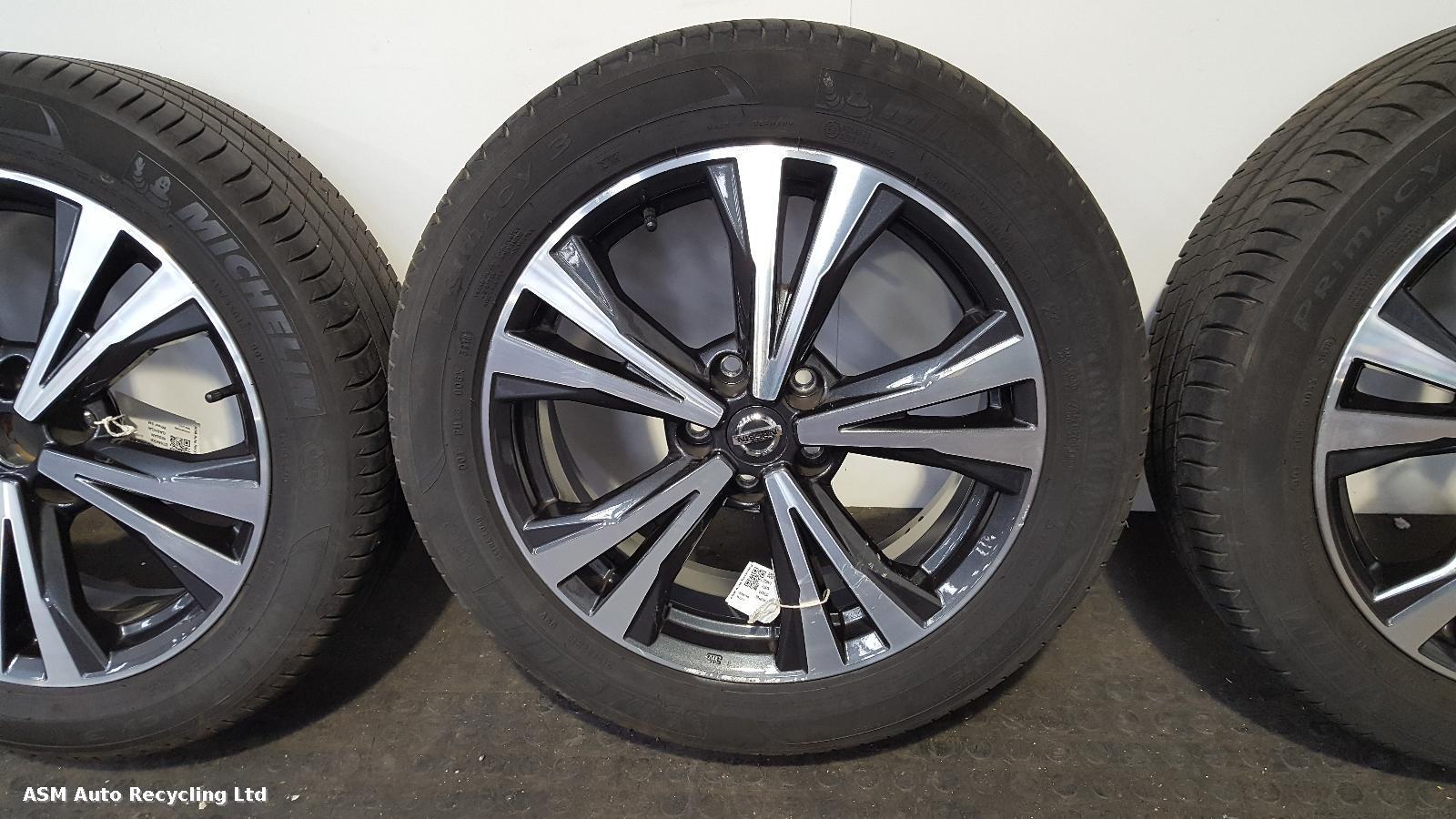 View Auto part Wheel Set Nissan Qashqai 2019