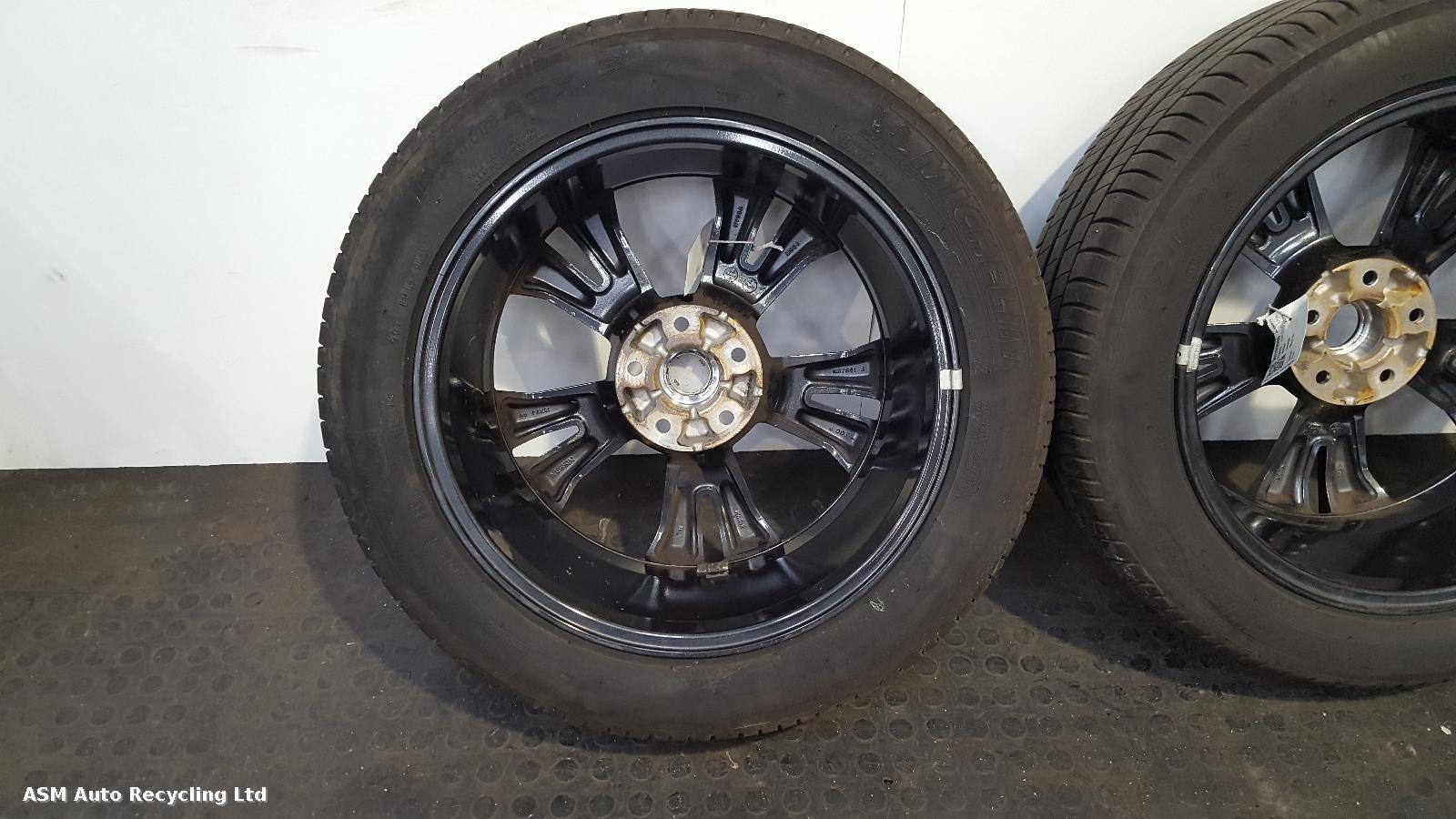 View Auto part Wheel Set Nissan Qashqai 2019
