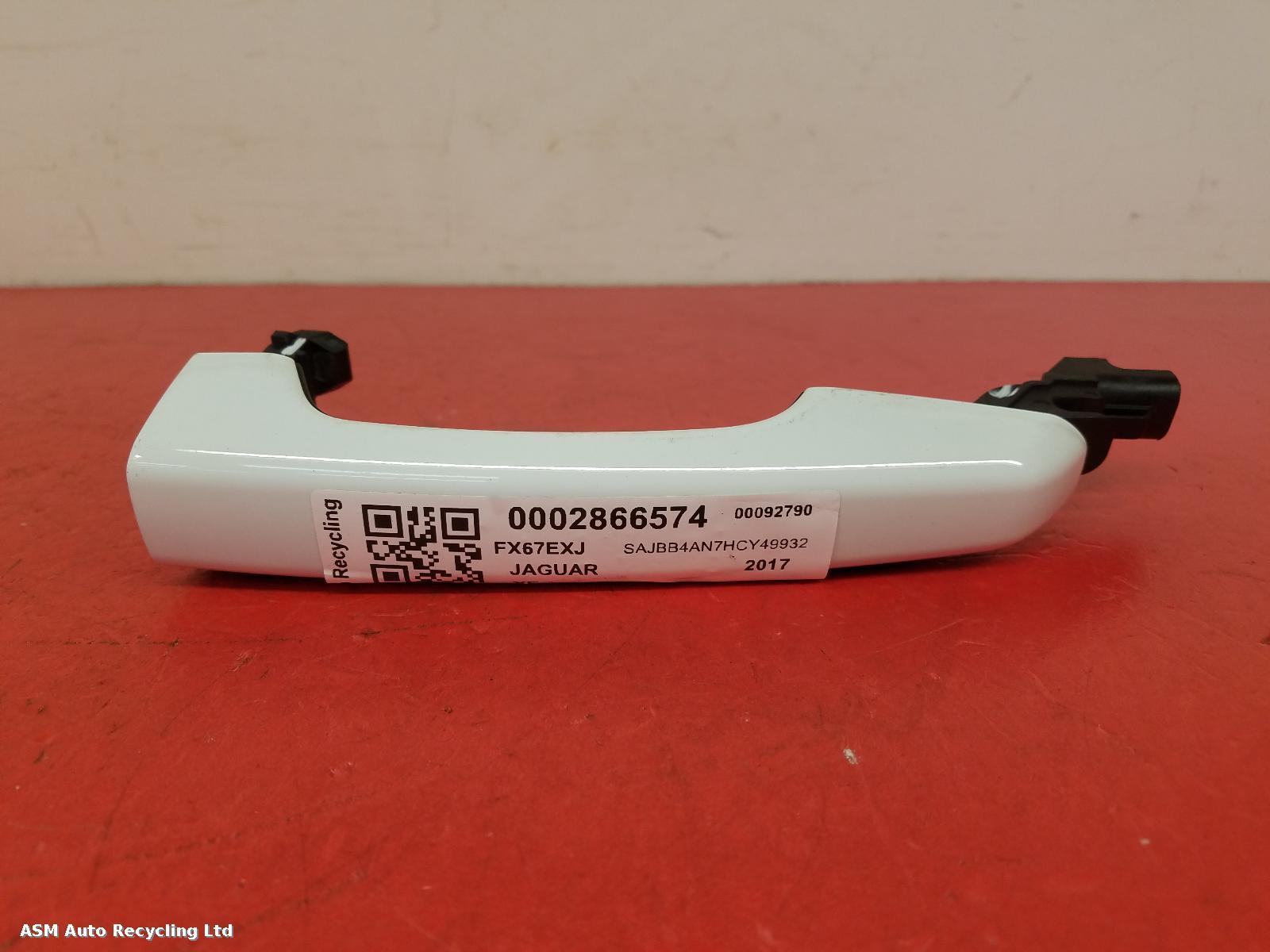 View Auto part Door Handle Jaguar Xf 2017