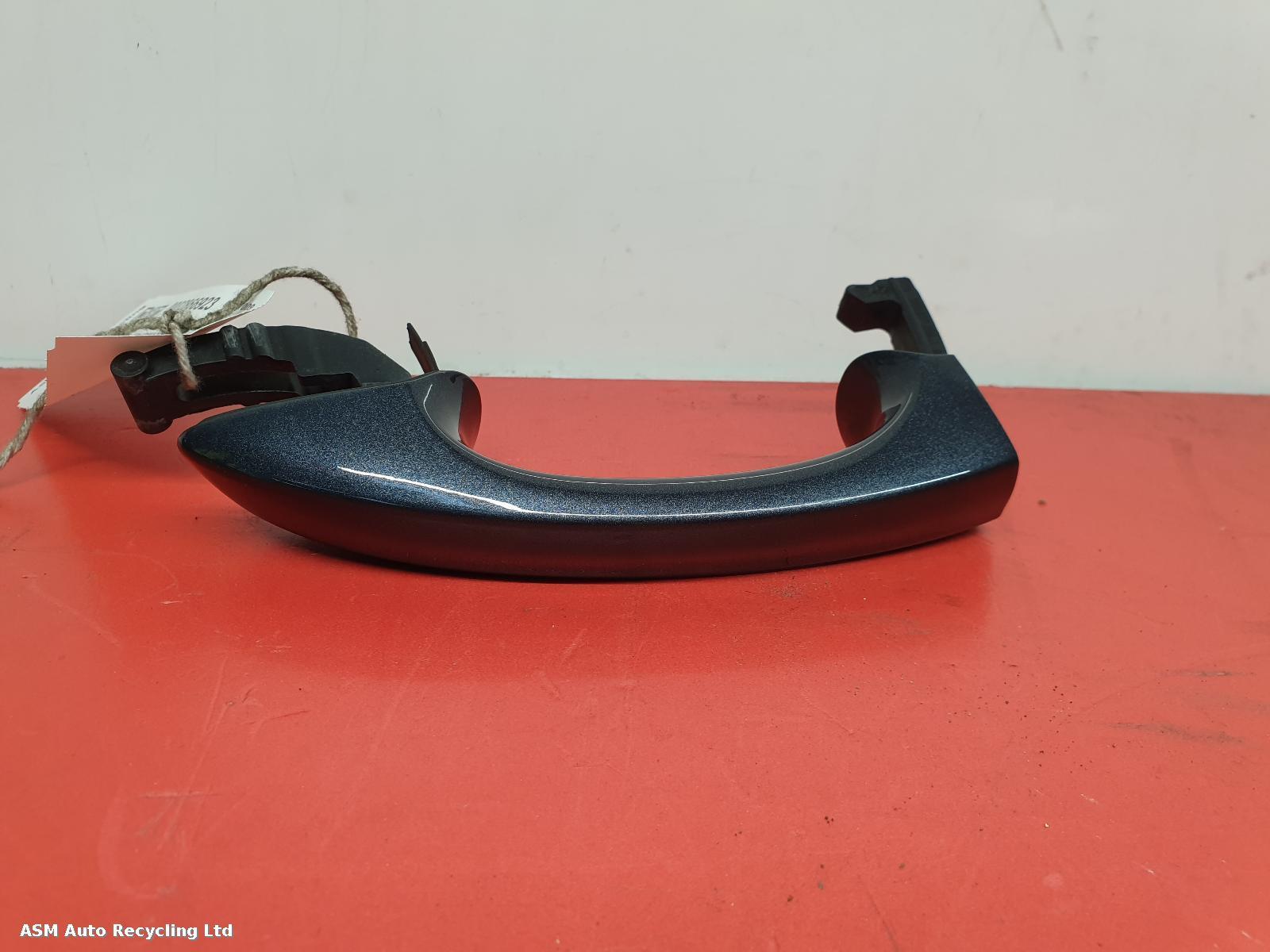 View Auto part Door Handle Volkswagen Golf 2018