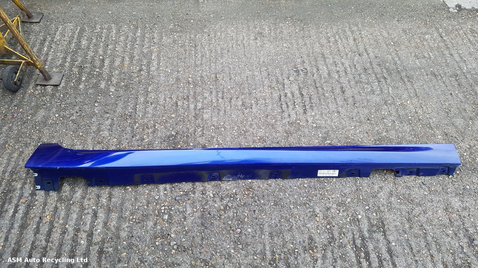 View Auto part Side Skirt Bmw 6 Series Gran Coupe 2016