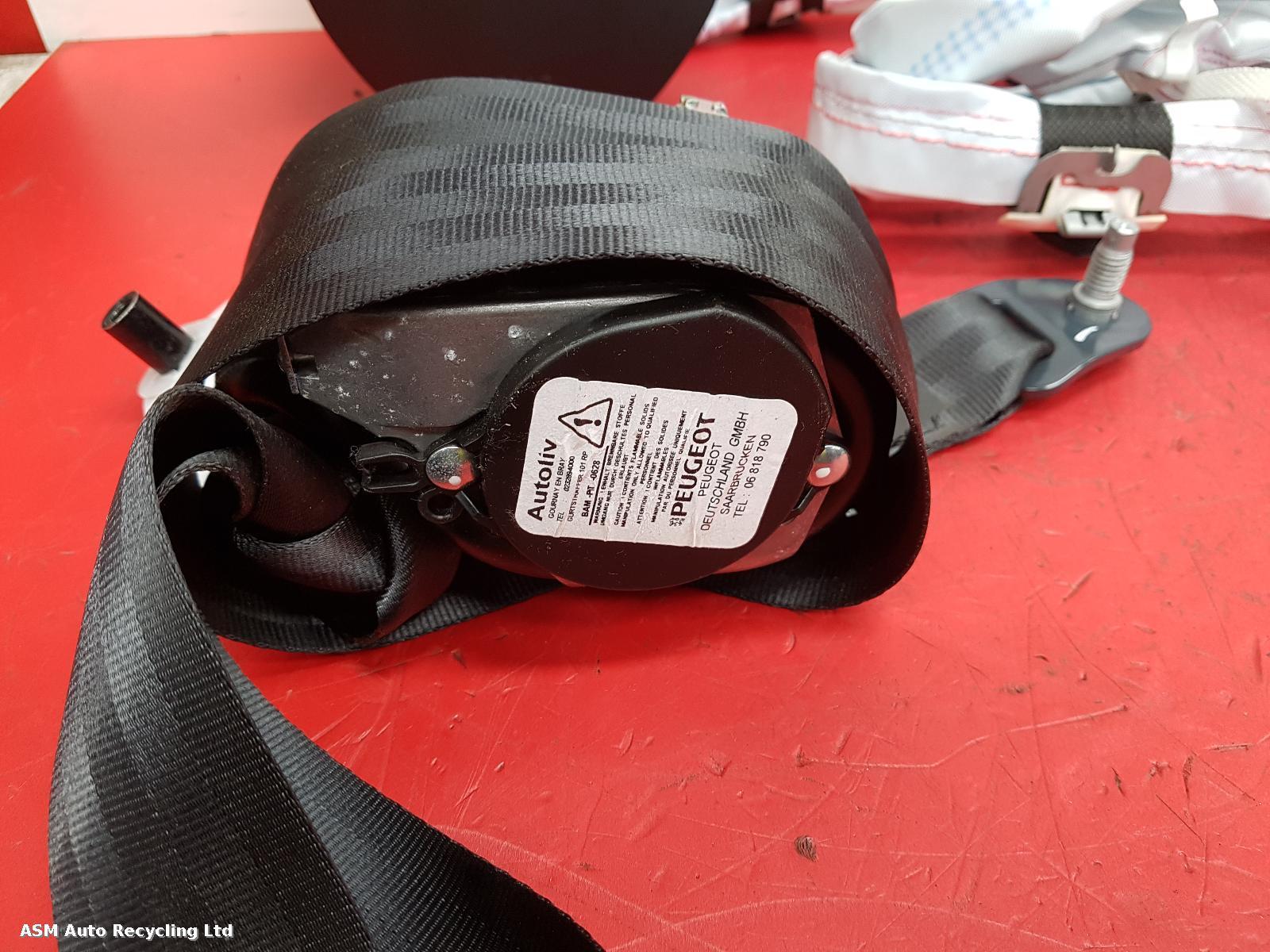 View Auto part Airbag Kit Peugeot 208 2019