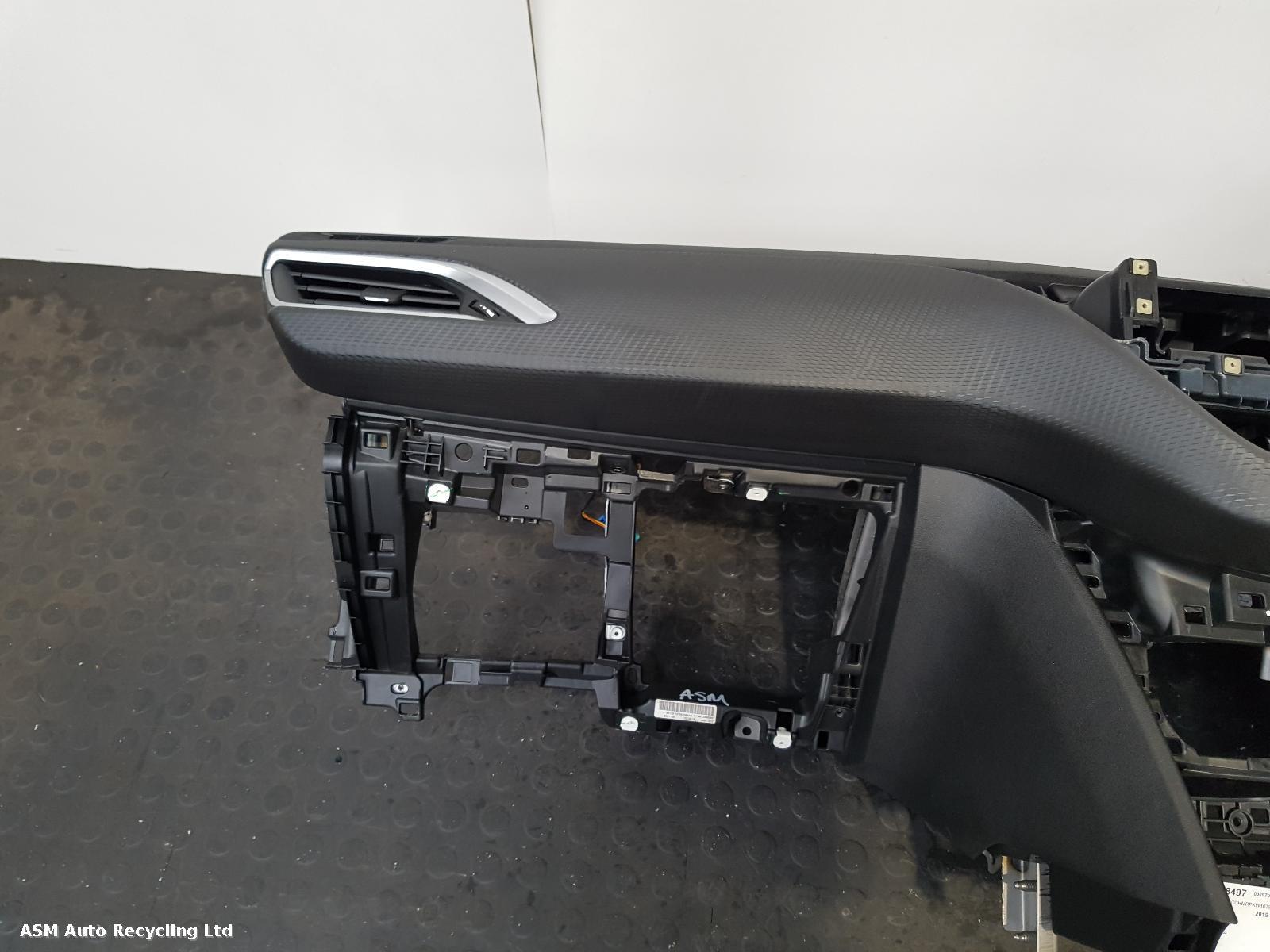 View Auto part Airbag Kit Peugeot 208 2019