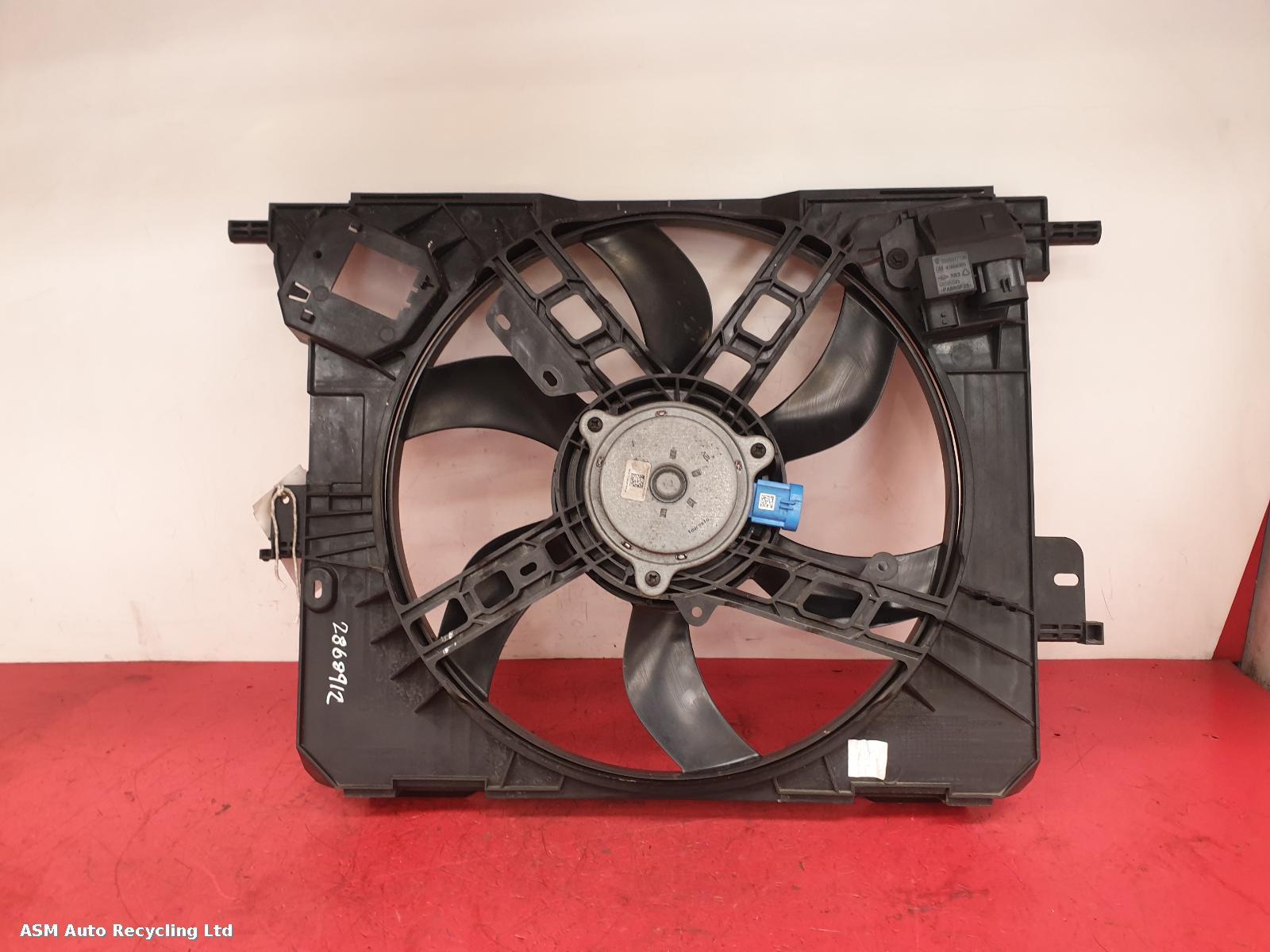 View Auto part Engine Cooling Motor Renault Twingo 2016