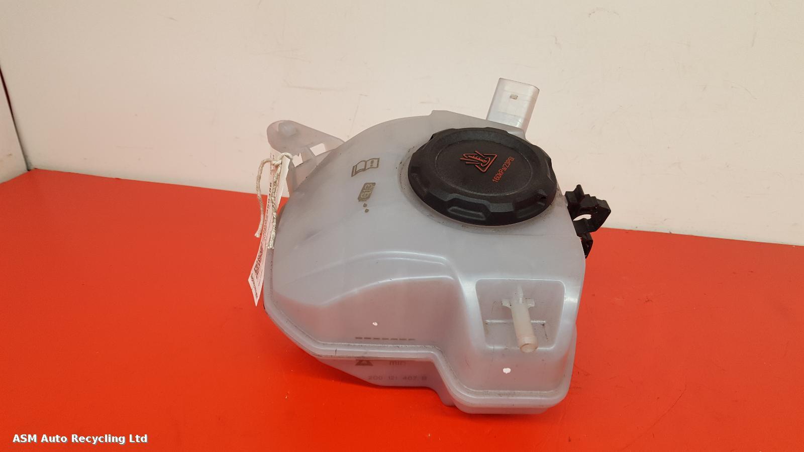 View Auto part Overflow Bottle Audi A1 2019