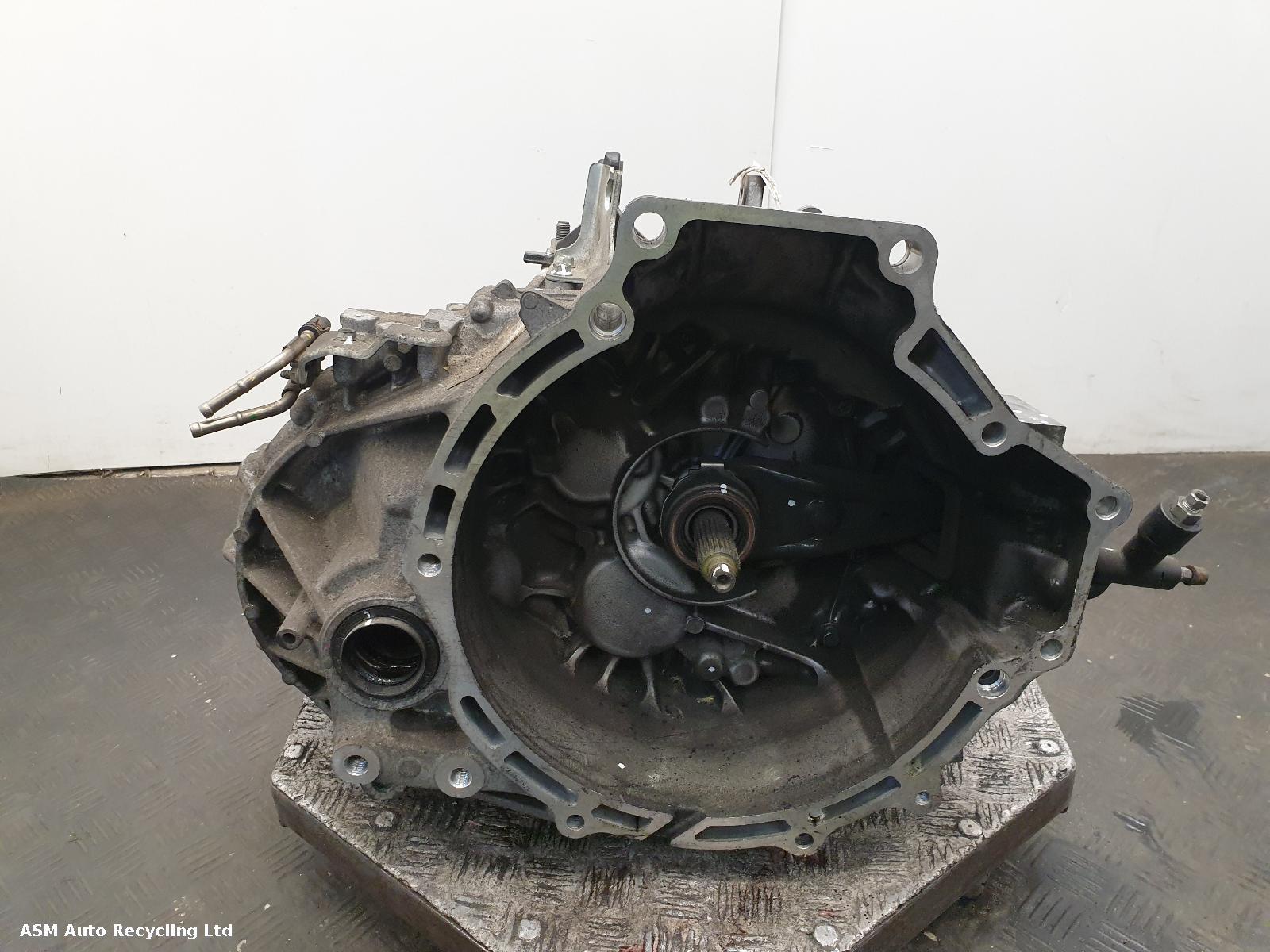 View Auto part Gearbox Mazda 6  2009