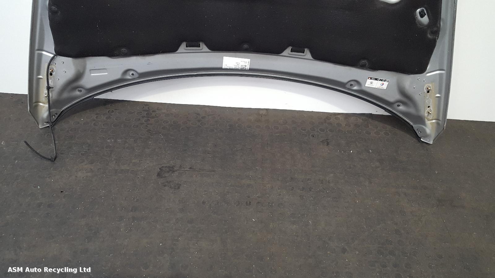 View Auto part Bonnet Peugeot 5008 2011