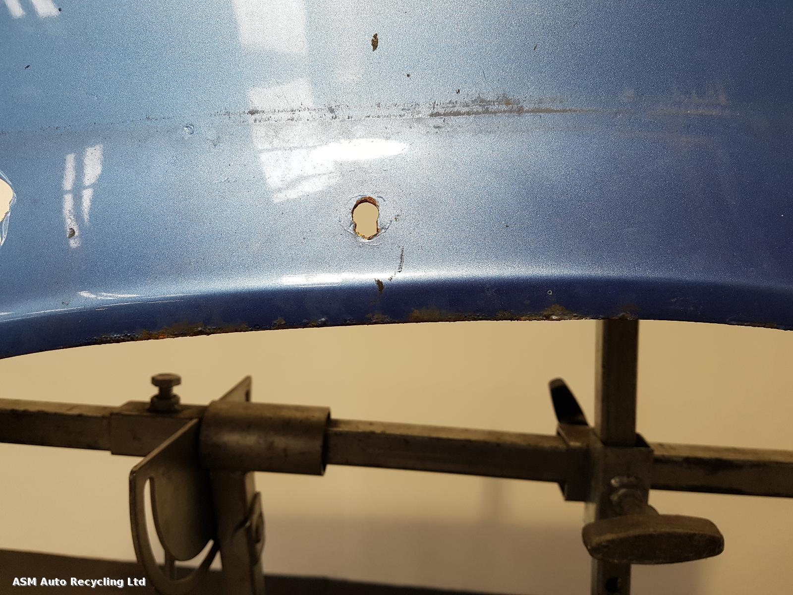 View Auto part R Wing Renault 5  1990