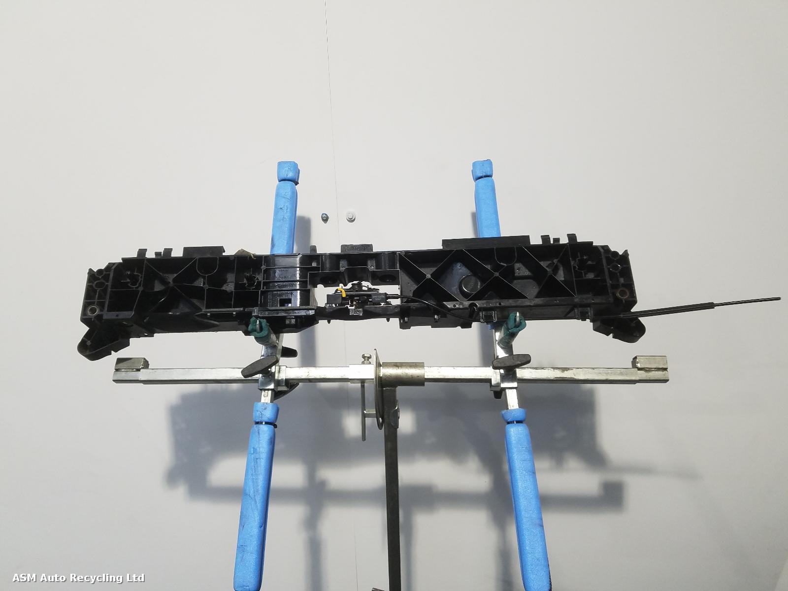 View Auto part Front Panel Renault Captur 2019