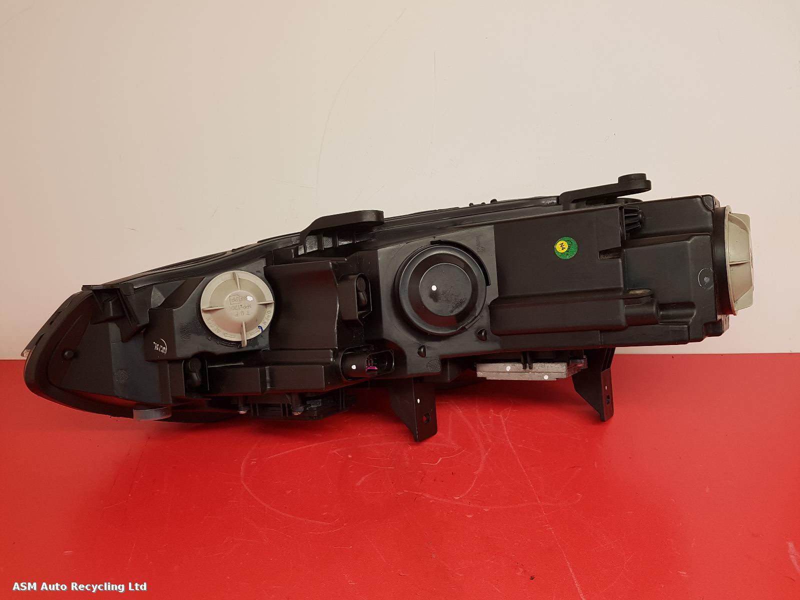 View Auto part R Headlamp Mg Mg6 2015