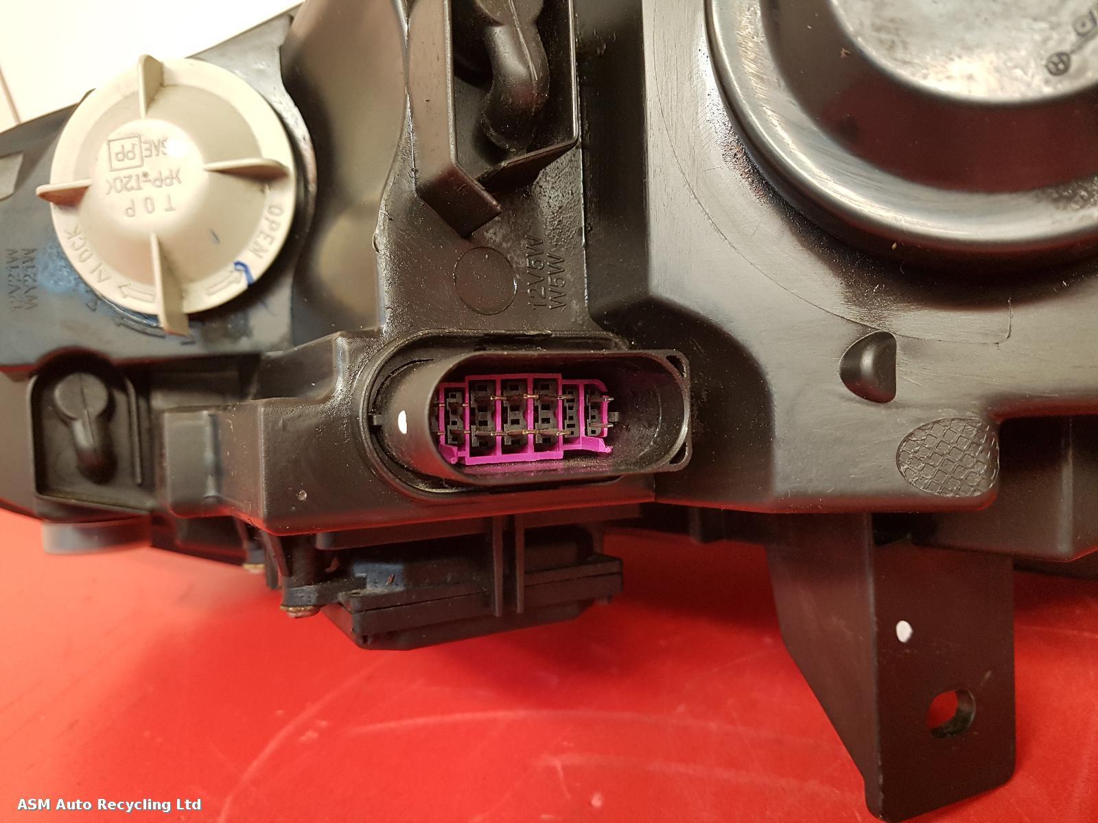 View Auto part R Headlamp Mg Mg6 2015