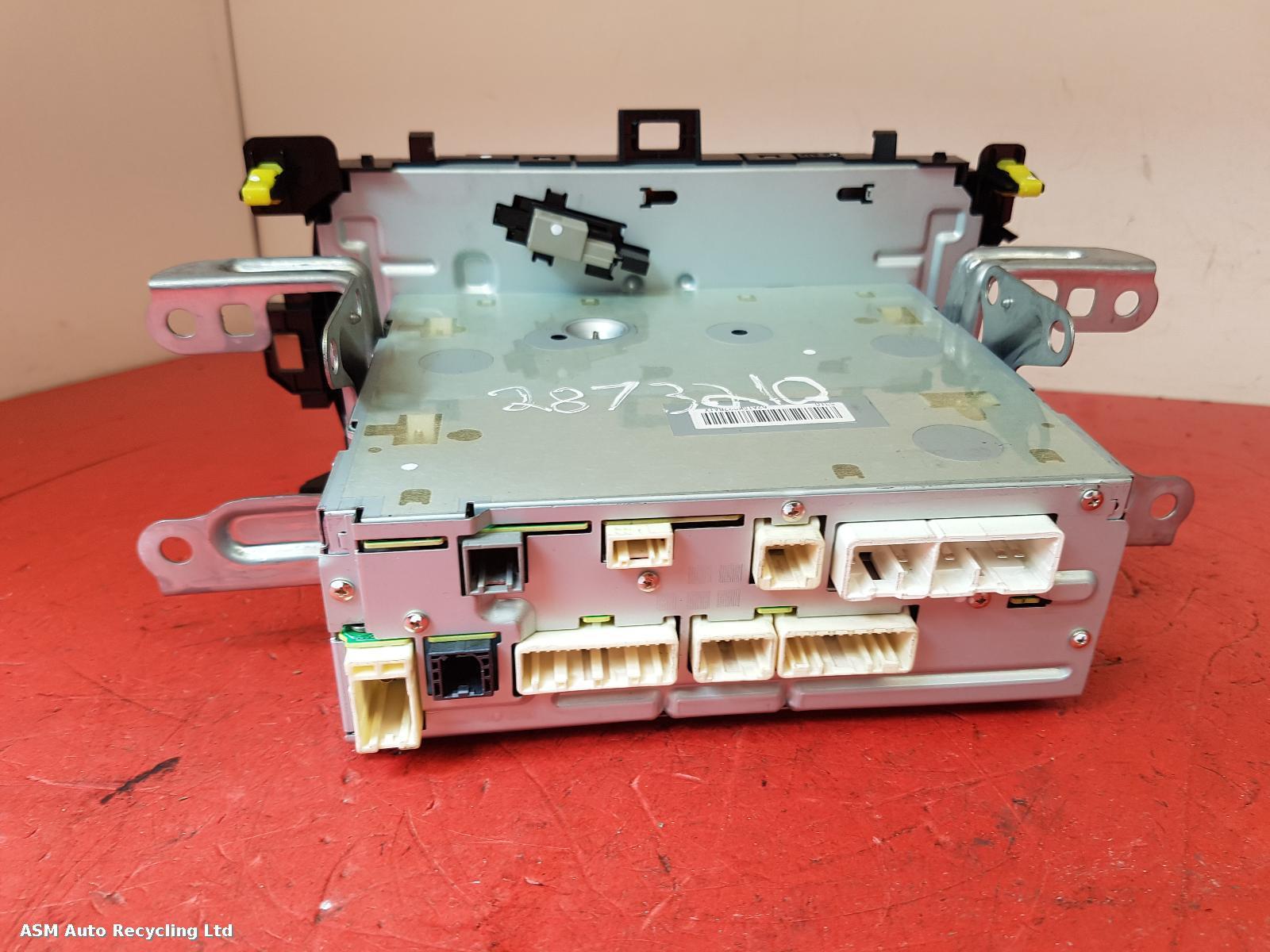 View Auto part Radio Display Toyota Yaris 2015