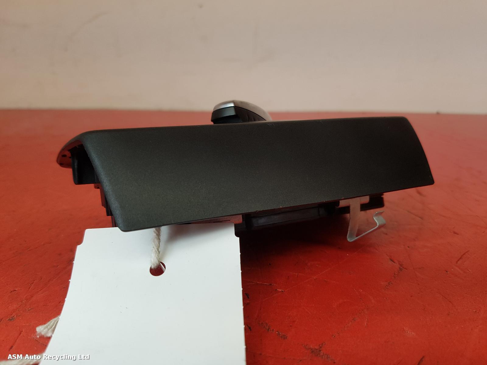 View Auto part Headlight Switch Bmw 2 Series Tourer 2015