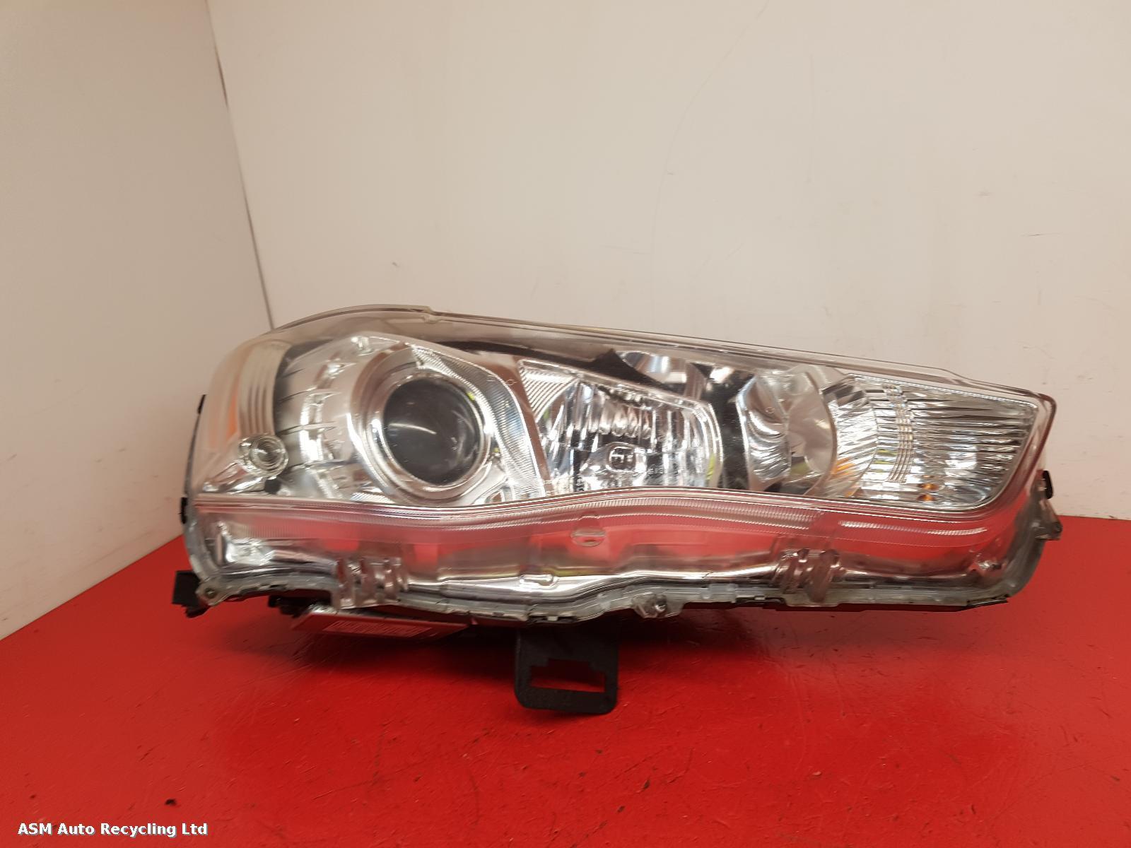 View Auto part R Headlamp Mitsubishi Outlander 2011