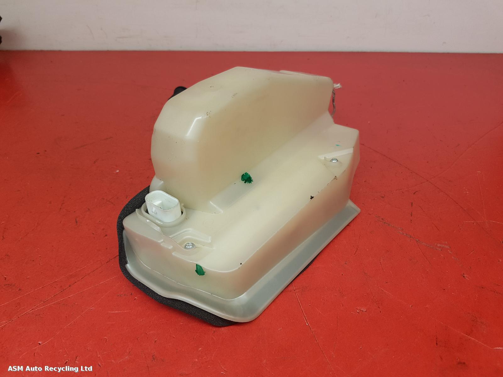 View Auto part Door Lock Assembly Tesla Model 3 2021
