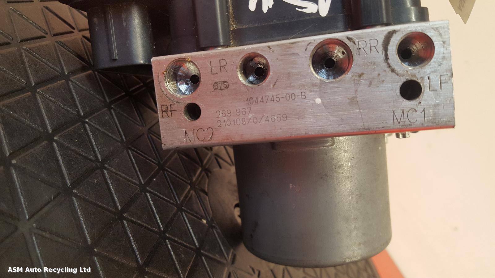 View Auto part ABS Pump/Modulator Tesla Model 3 2021