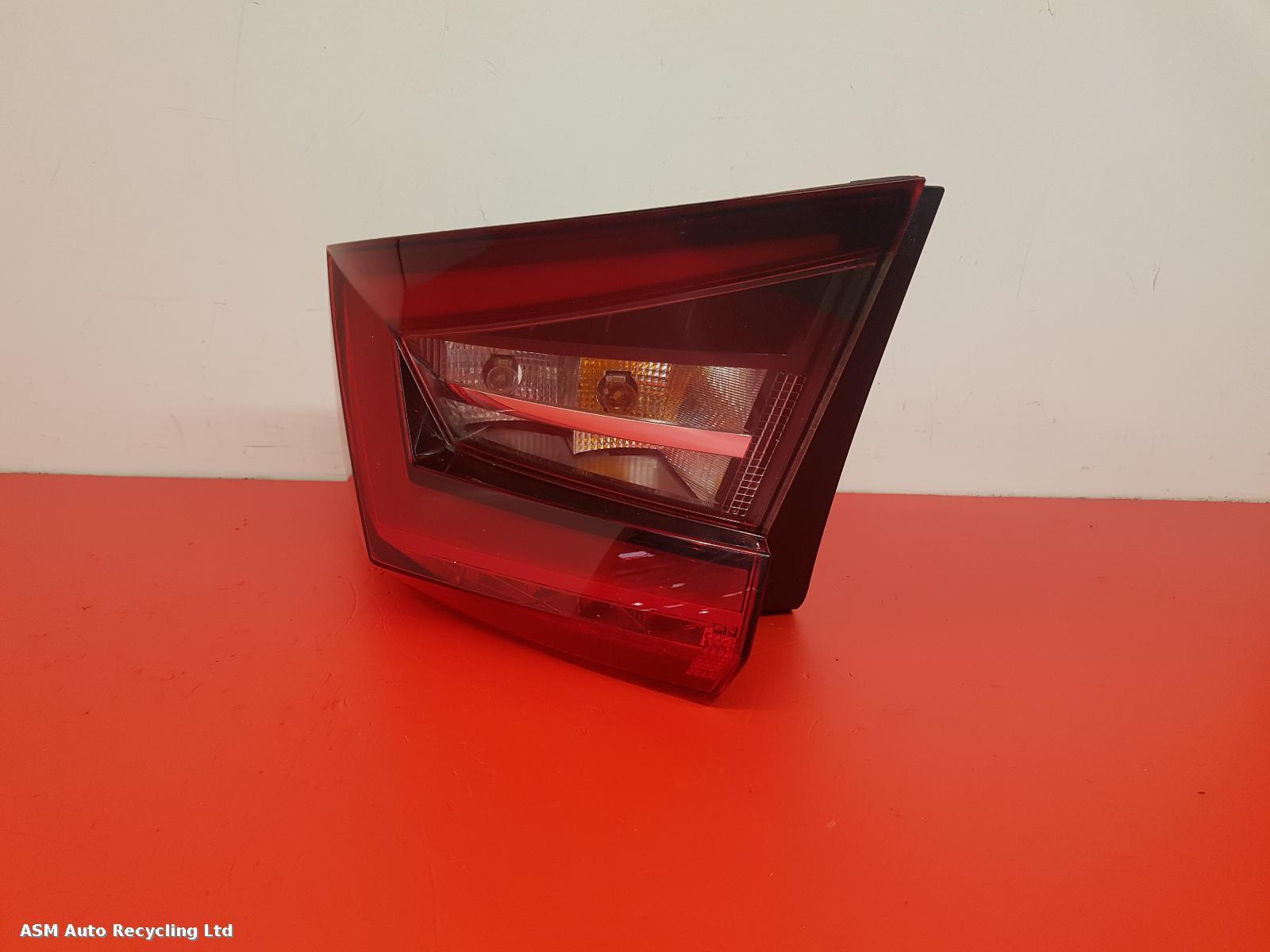 View Auto part R Taillight Skoda Karoq 2018