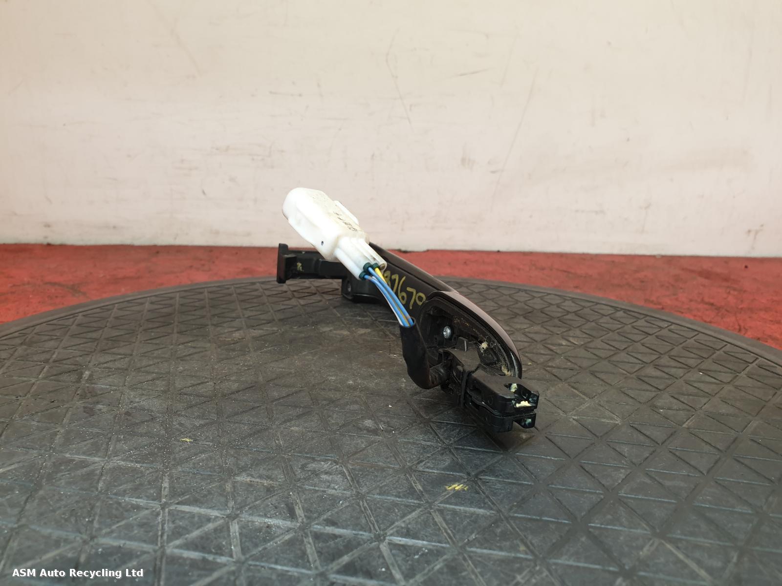 View Auto part Door Handle Mazda 6  2015