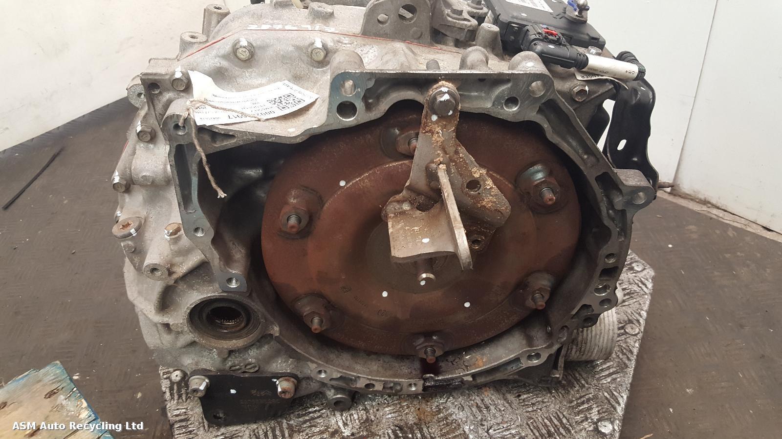View Auto part Gearbox Peugeot 308 2015
