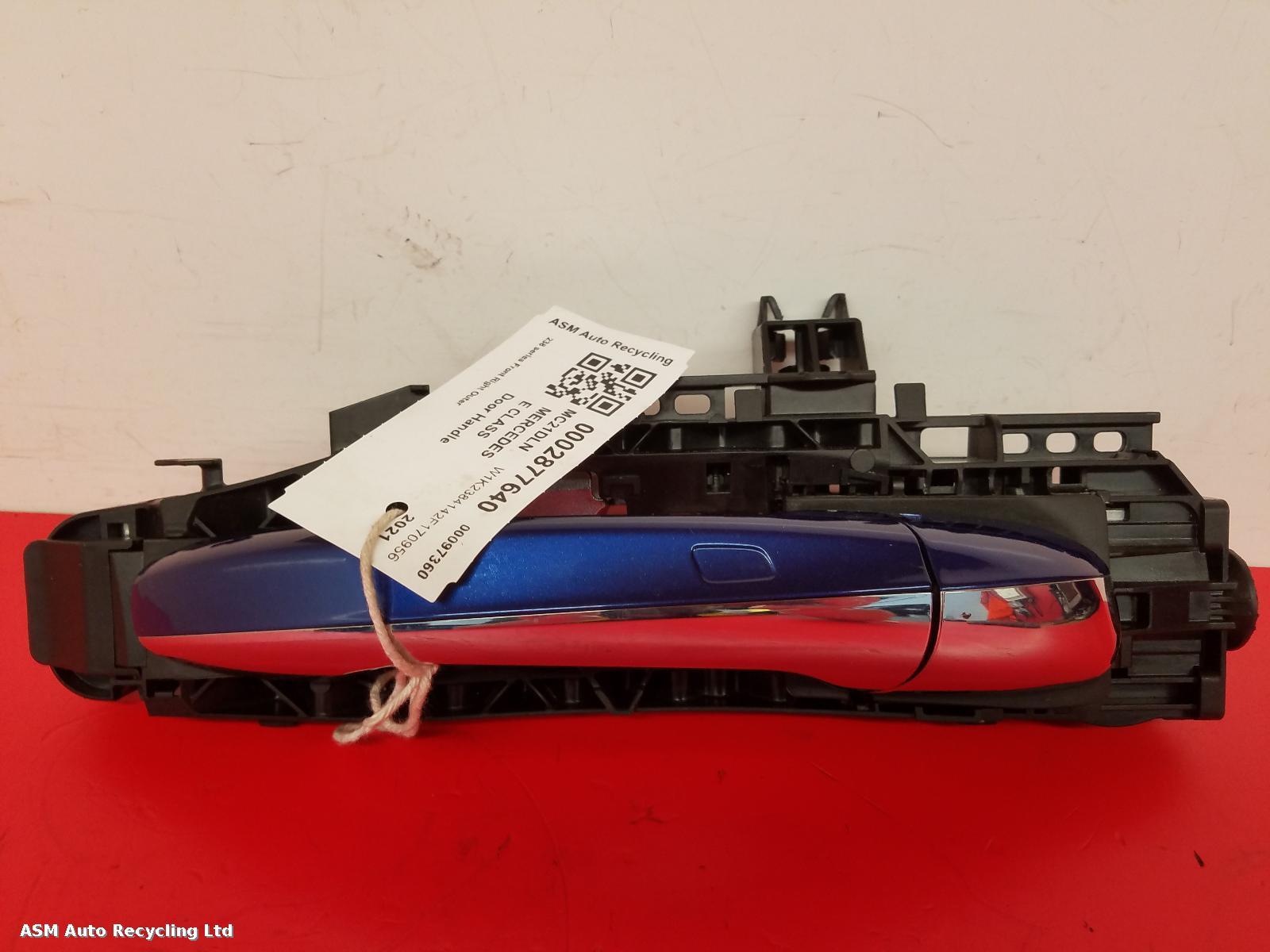 View Auto part Door Handle Mercedes E Class 2021