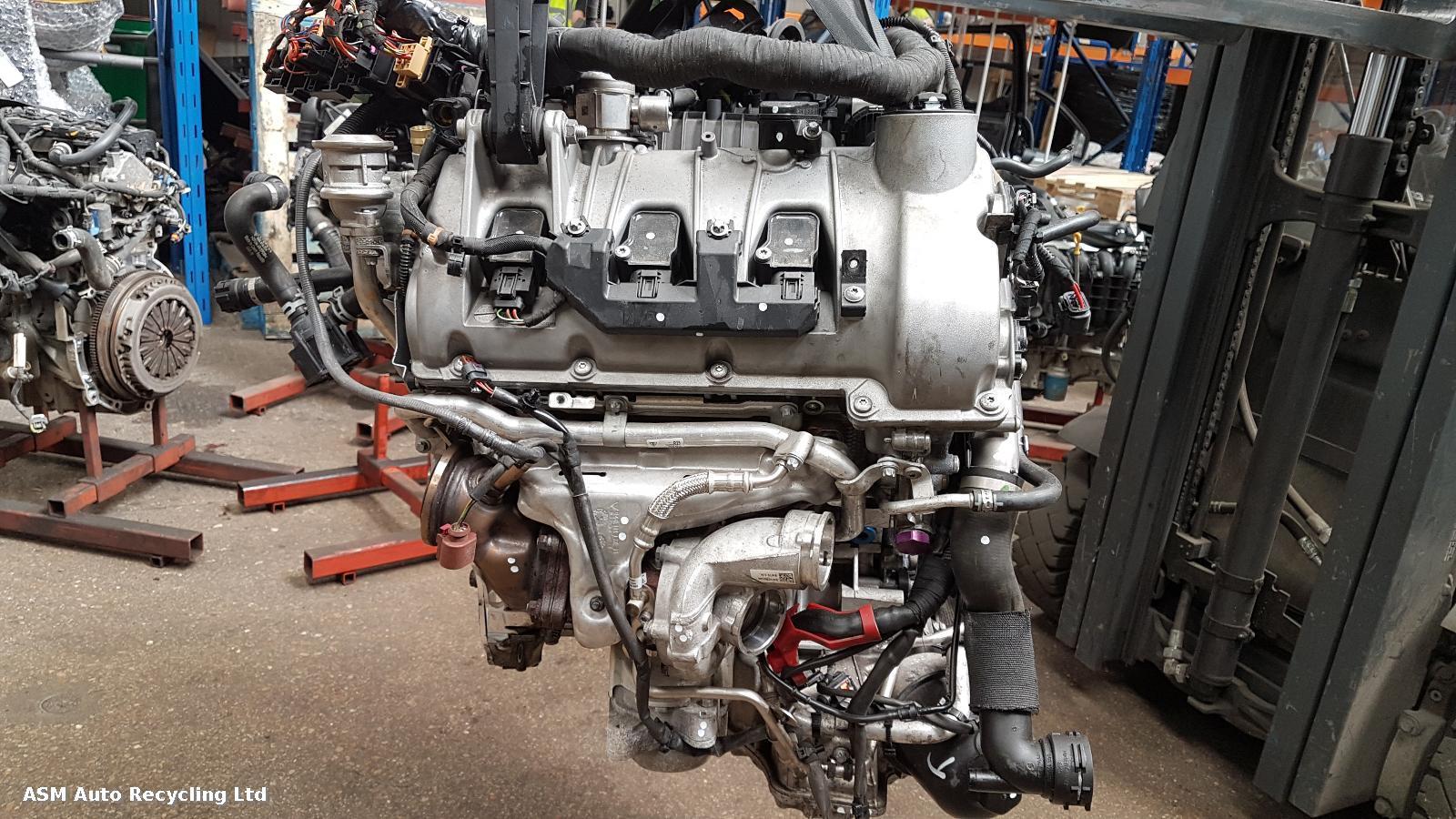 View Auto part Engine Porsche Macan 2017