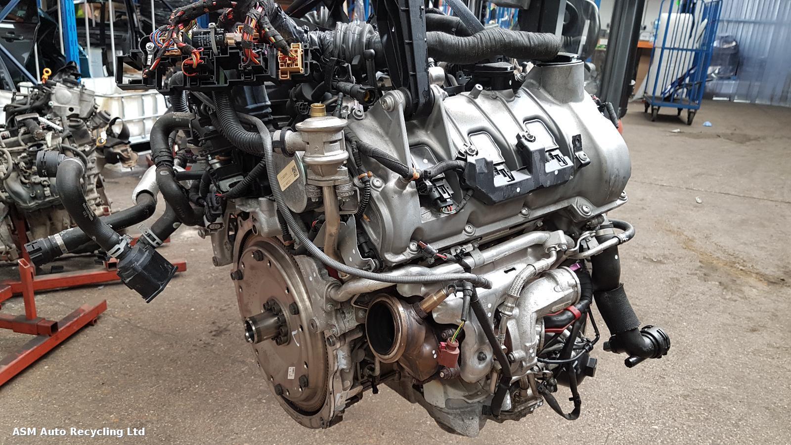 View Auto part Engine Porsche Macan 2017