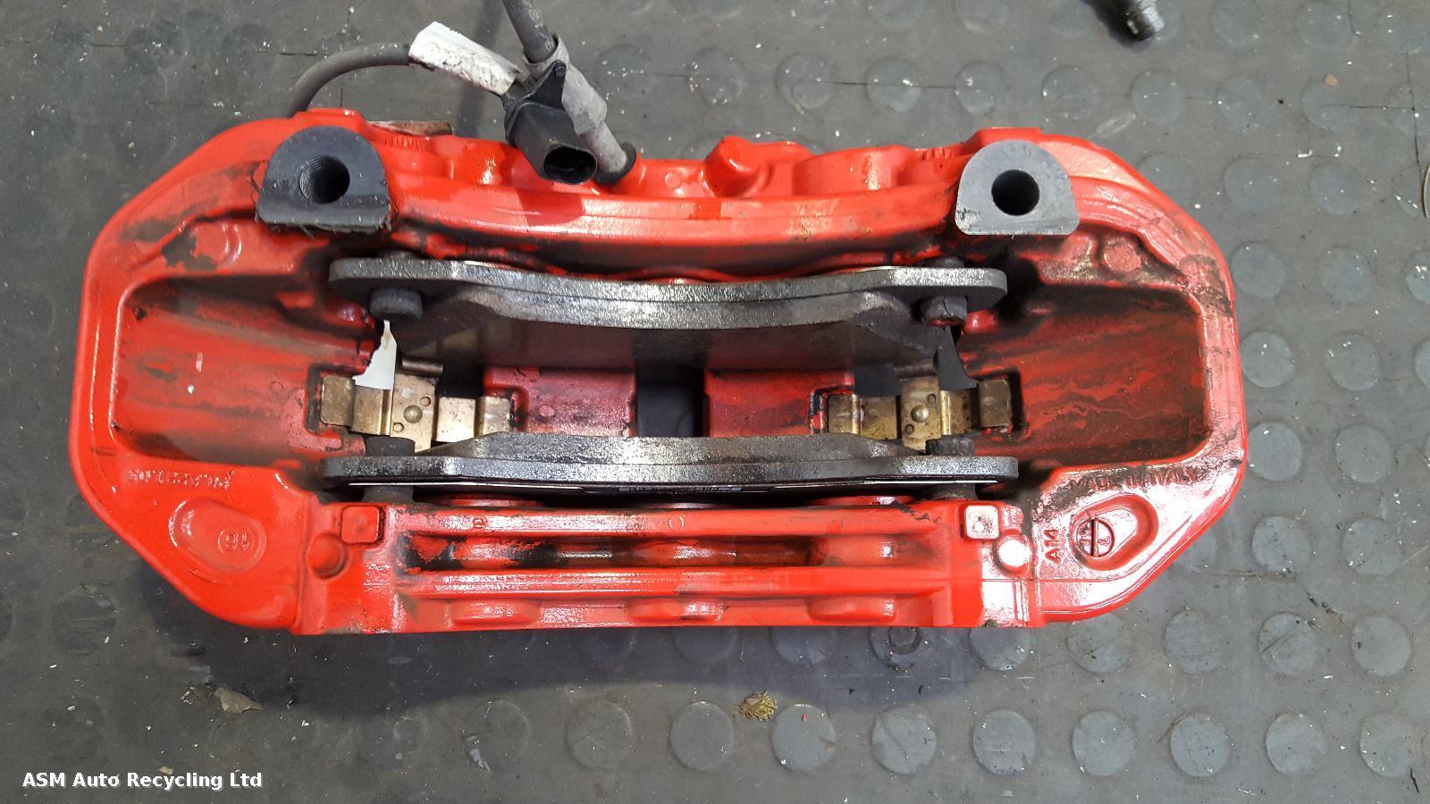 View Auto part Caliper Porsche Macan 2017