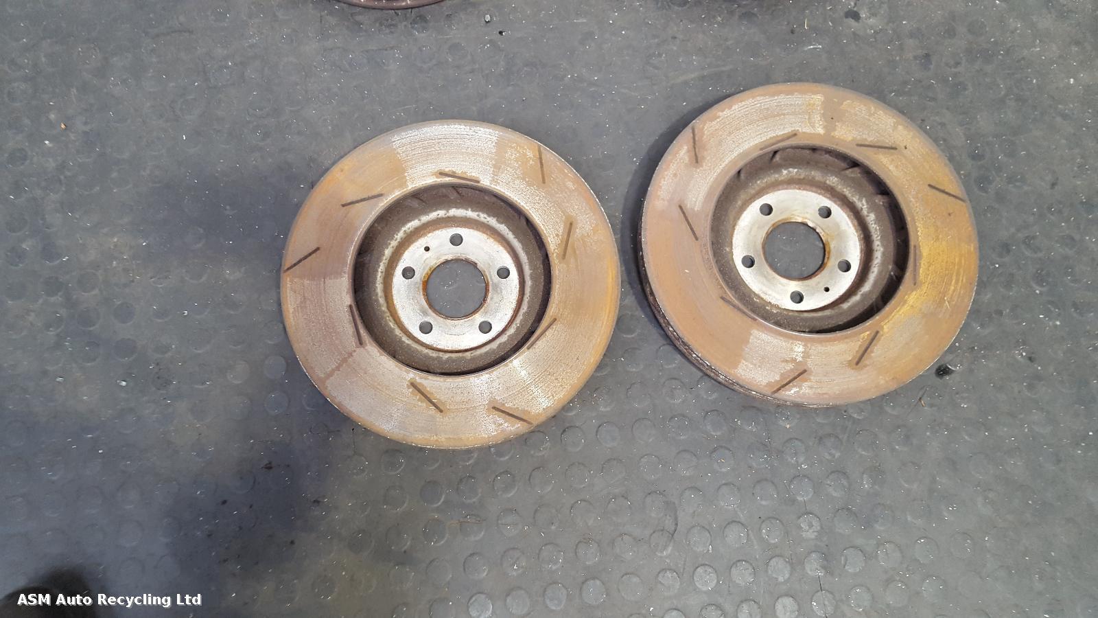 View Auto part Caliper Porsche Macan 2017