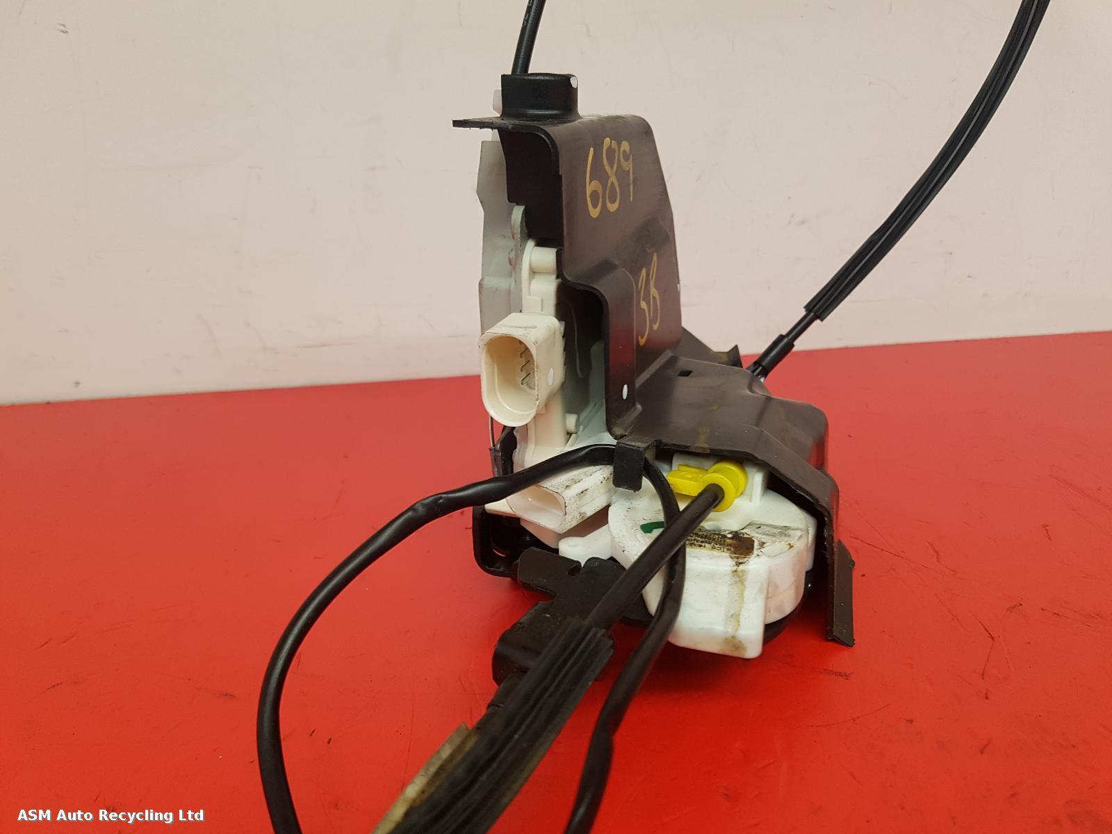 View Auto part Door Lock Assembly Bentley Flying Spur 2017