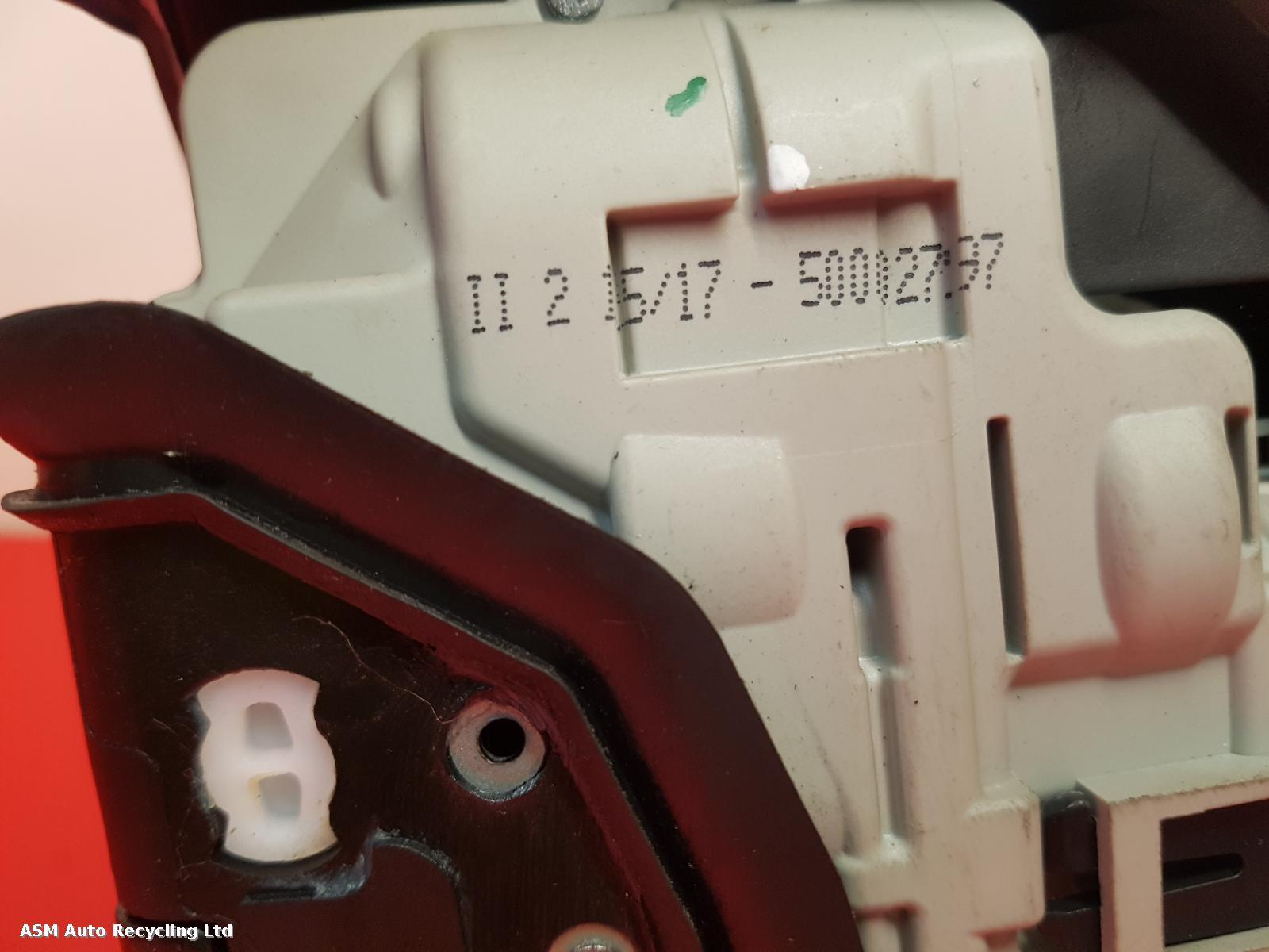 View Auto part Door Lock Assembly Bentley Flying Spur 2017