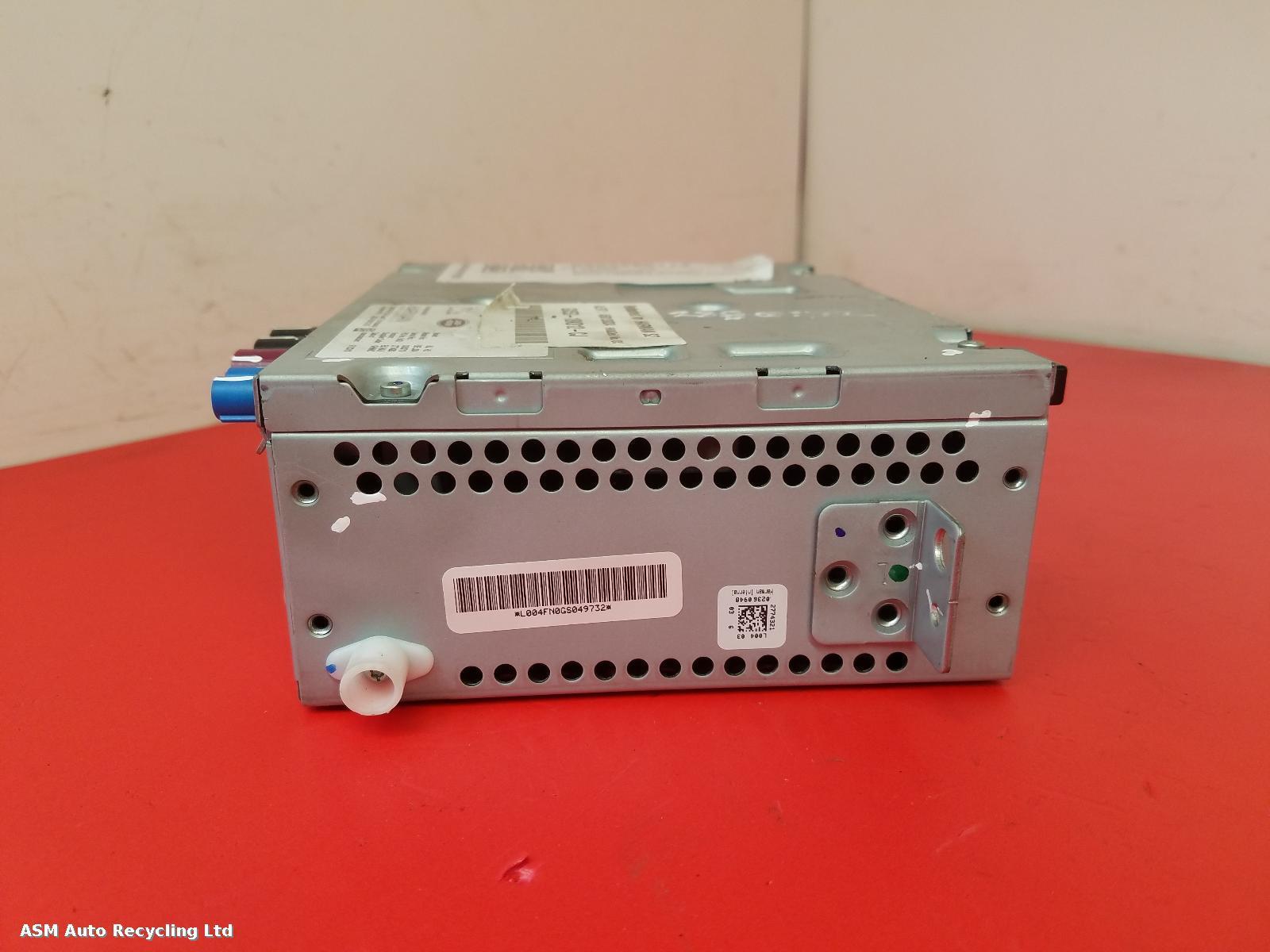 View Auto part Radio Display Land Rover Discovery Sport 2016