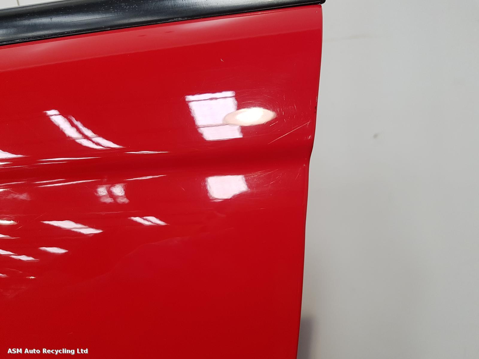 View Auto part L Front Door Vauxhall Monaro 2005