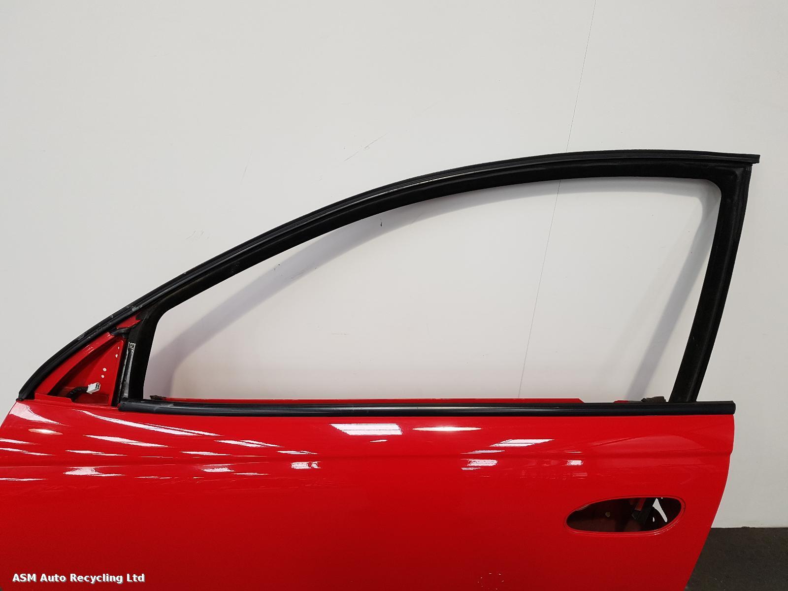 View Auto part L Front Door Vauxhall Monaro 2005