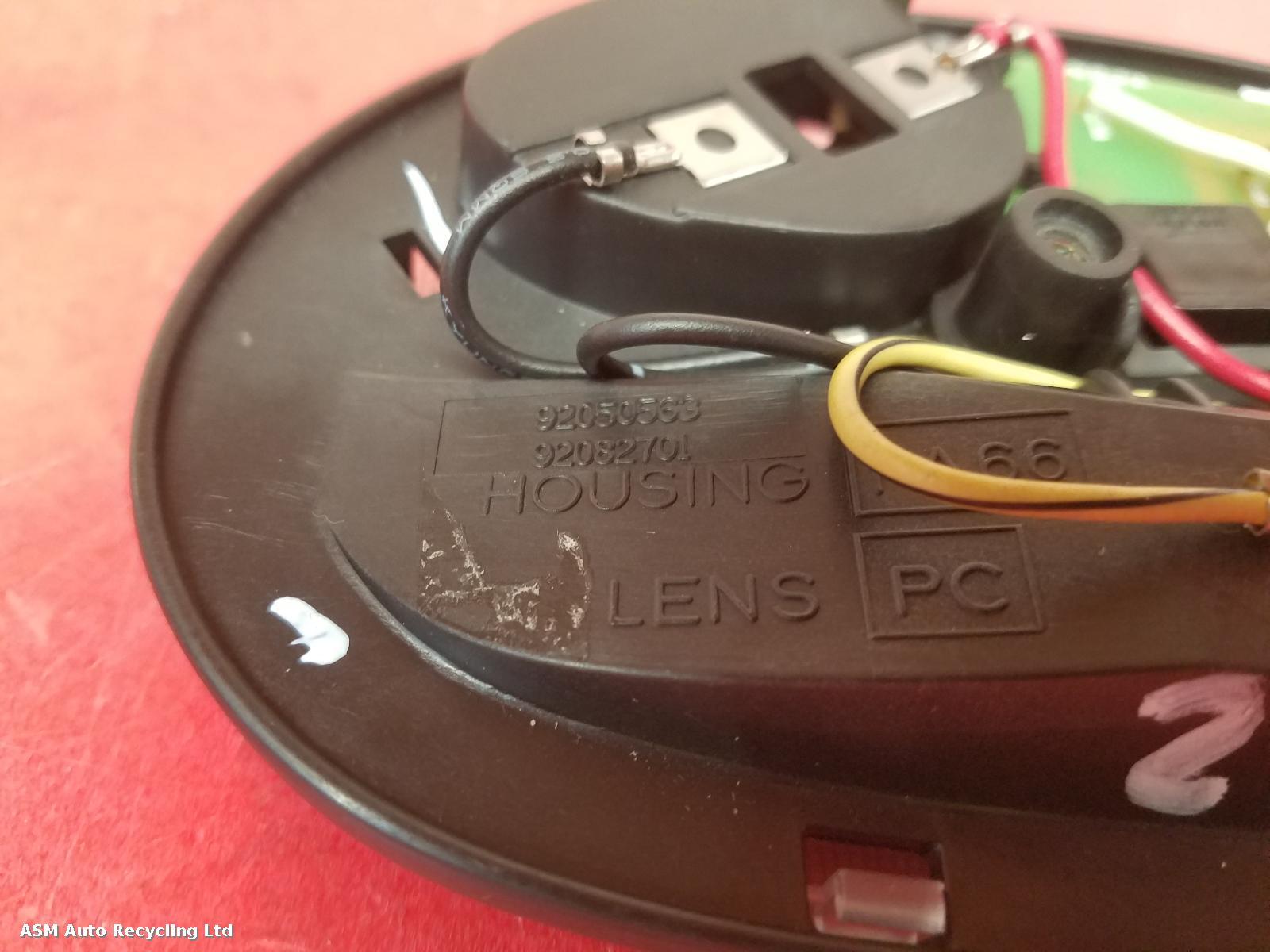 View Auto part Courtesy Light Vauxhall Monaro 2005