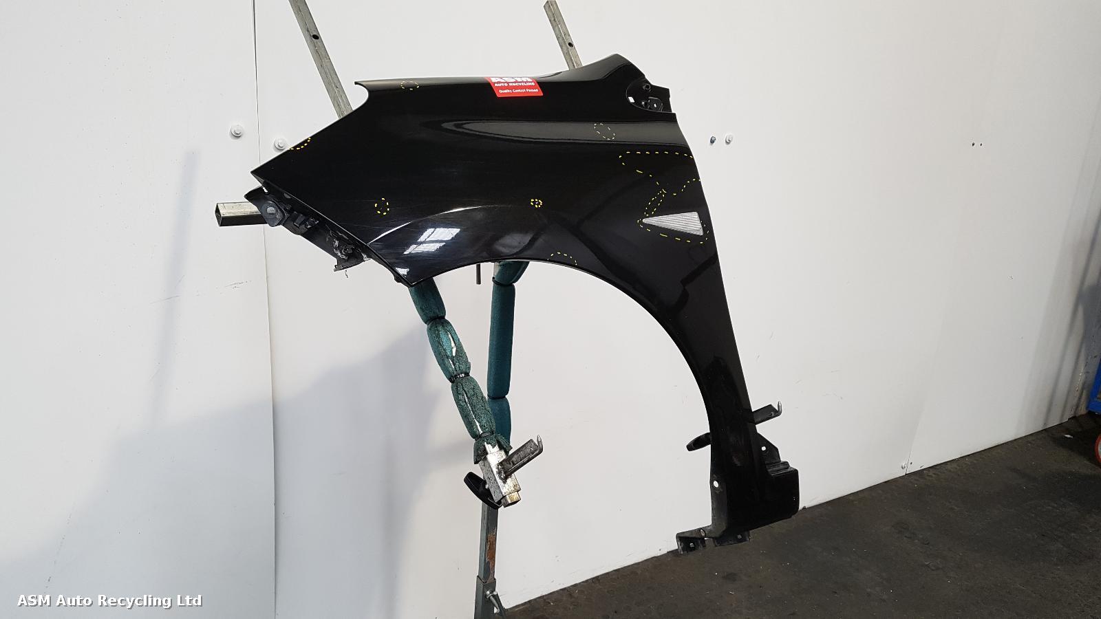 View Auto part L Wing Renault Wind 2010