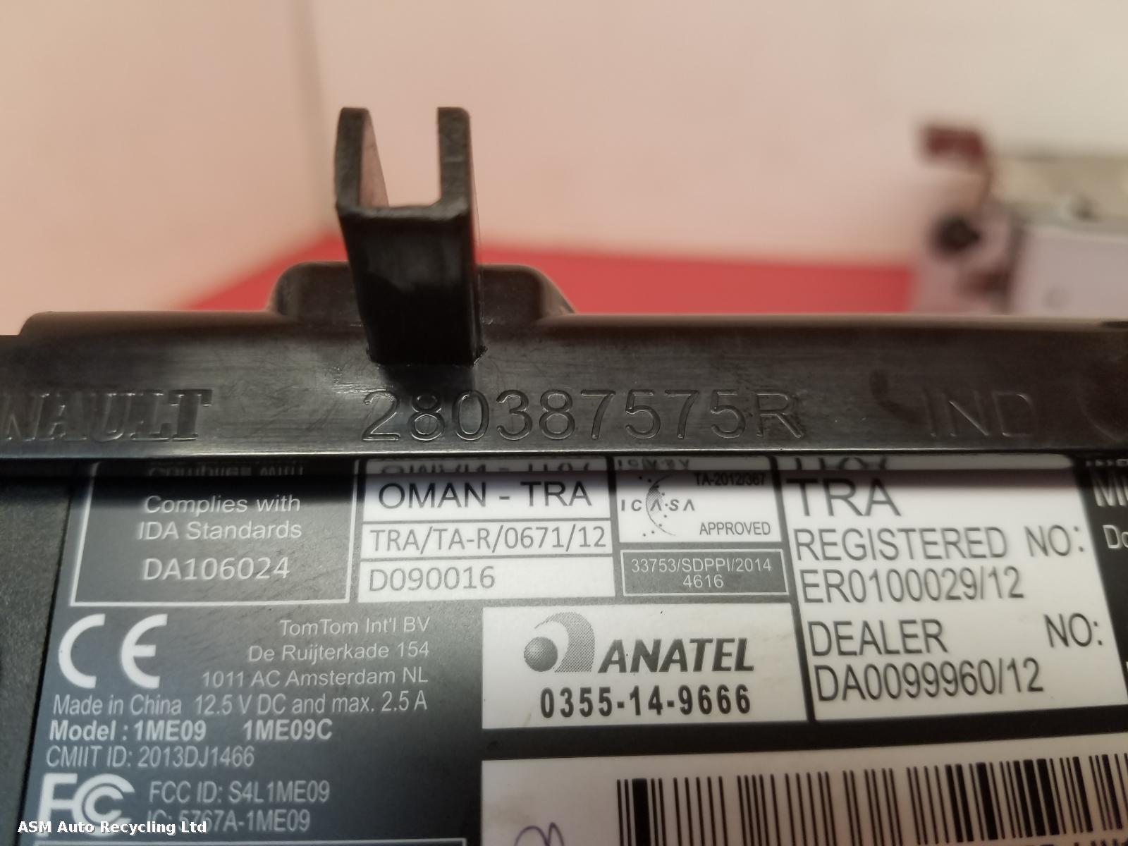 View Auto part Radio Display Renault Captur 2019