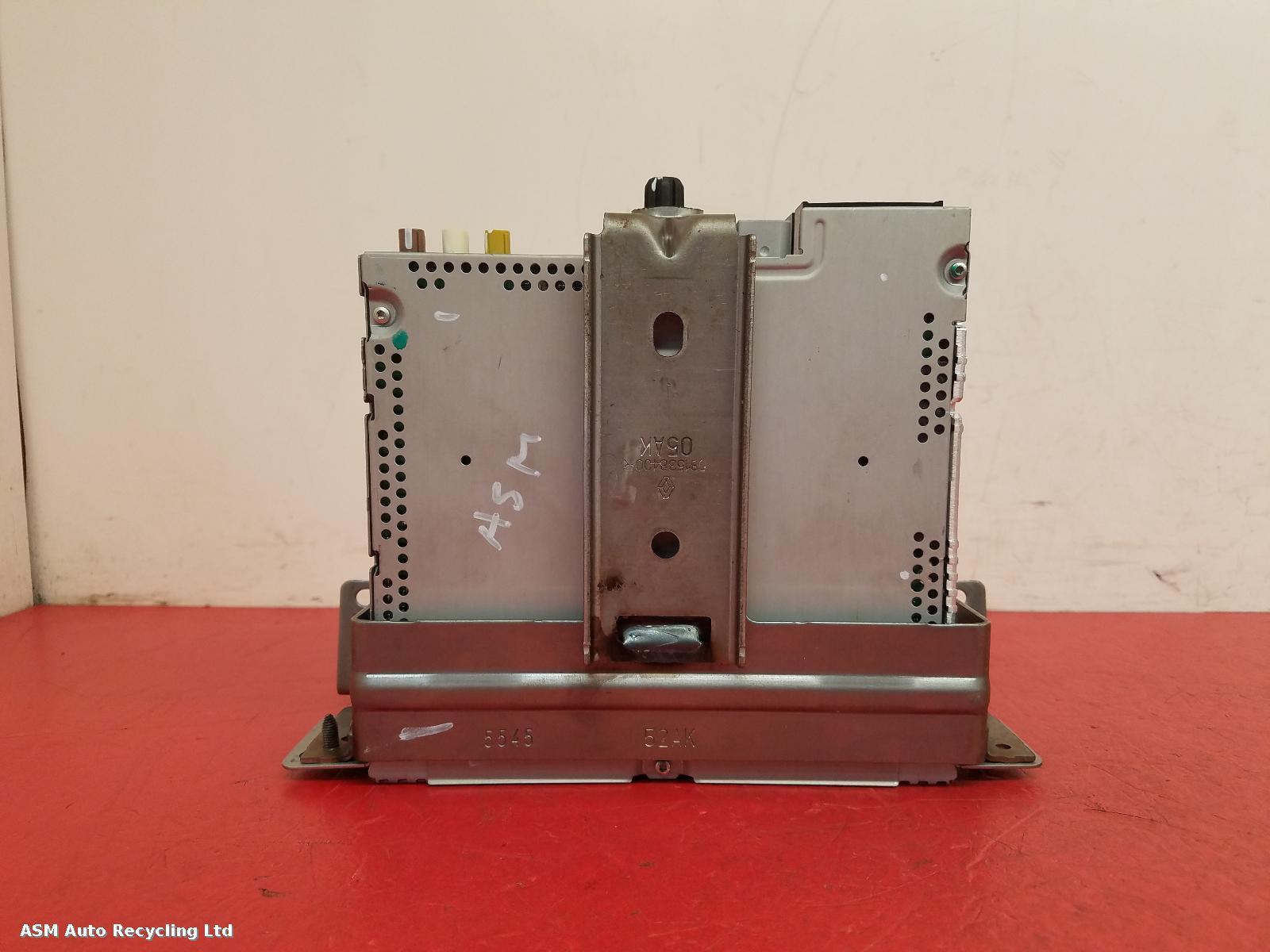 View Auto part Radio Display Renault Captur 2019