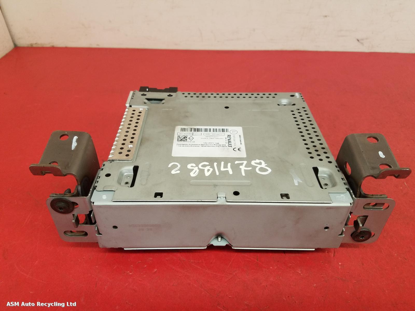 View Auto part Radio Display Renault Captur 2019