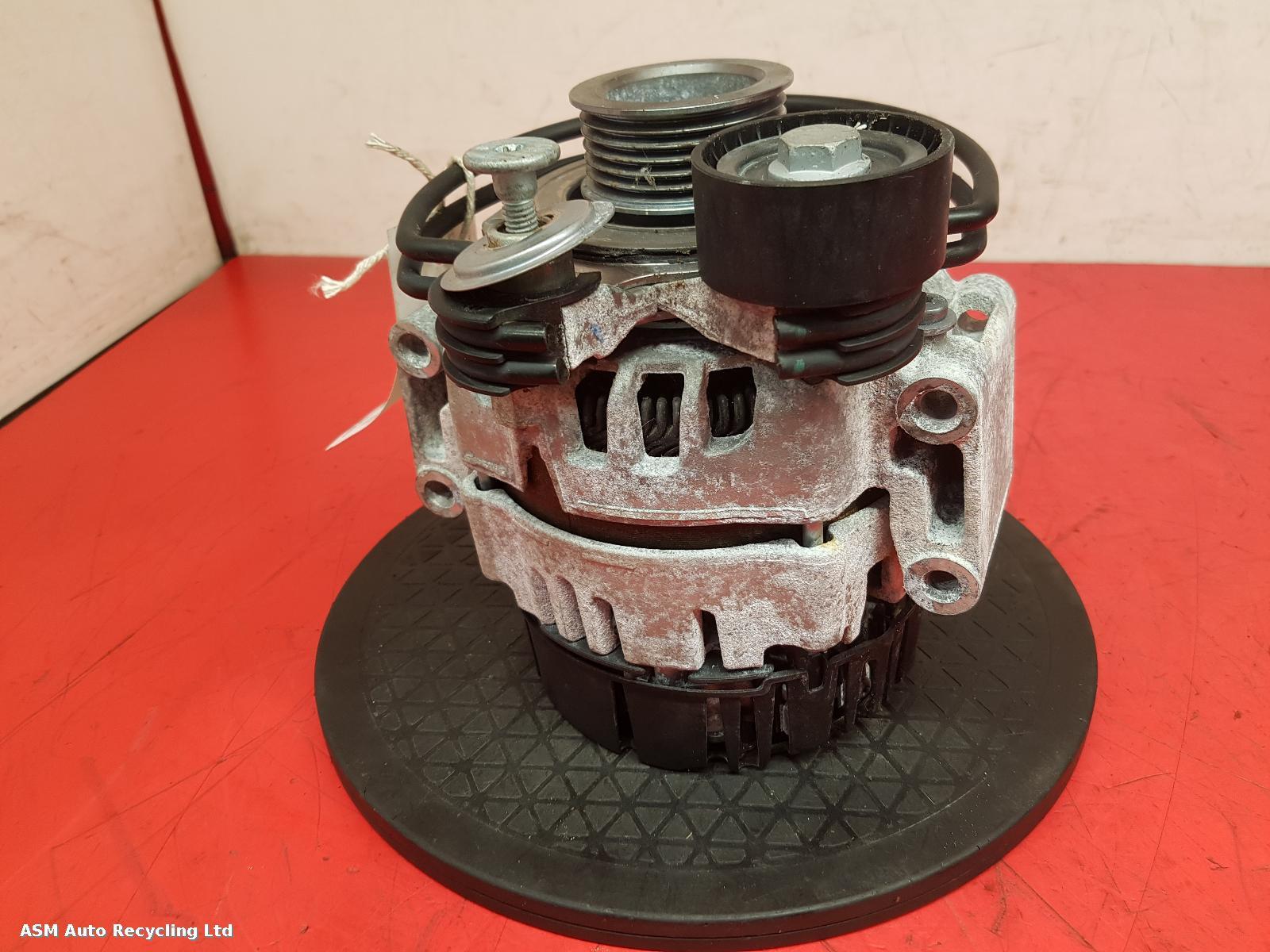 View Auto part Alternator Audi Q5 2021