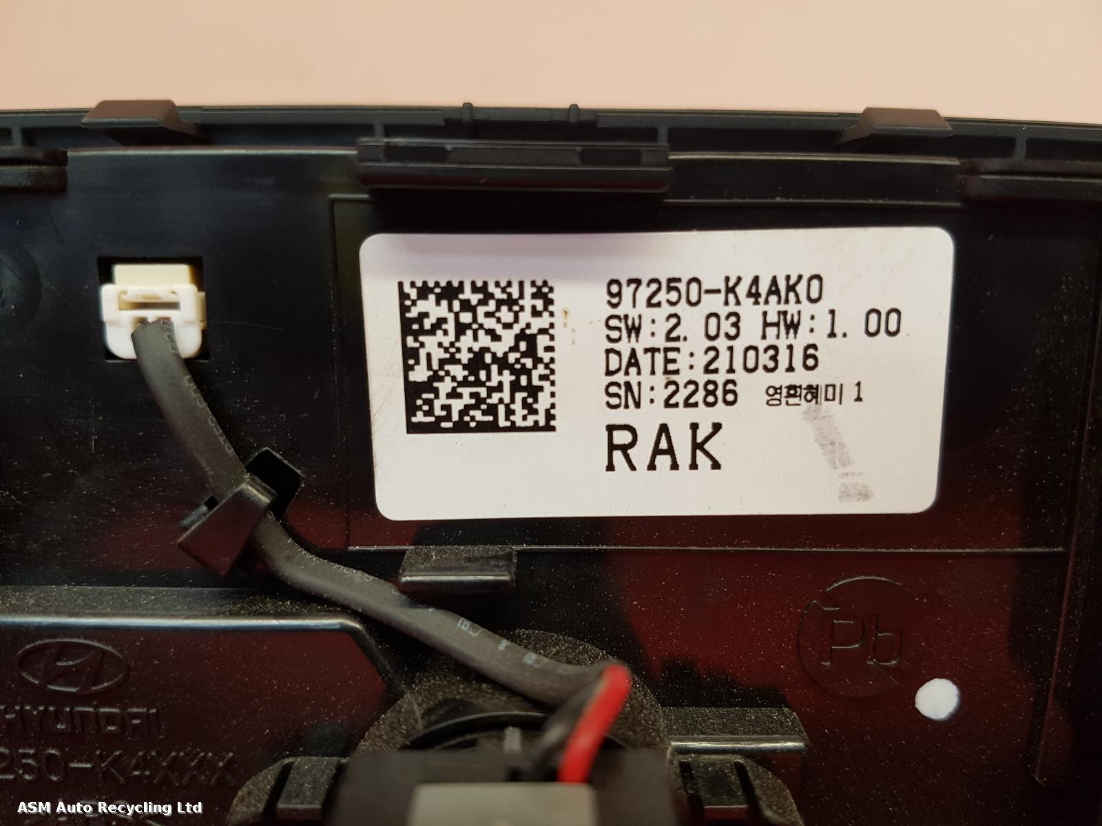 View Auto part Heater/AC Controller Hyundai Kona 2021